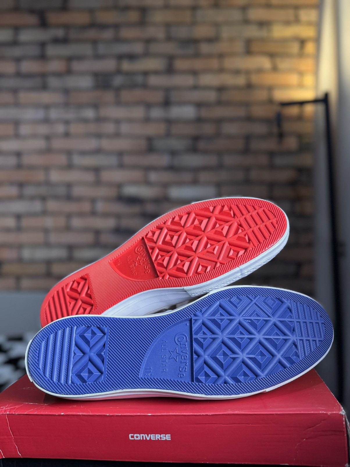 Colette CONVERSE X COLETTE PARIS CHUCK TAYLOR EDITION CLUB 75 Size US 11 / EU 44 - 5 Thumbnail