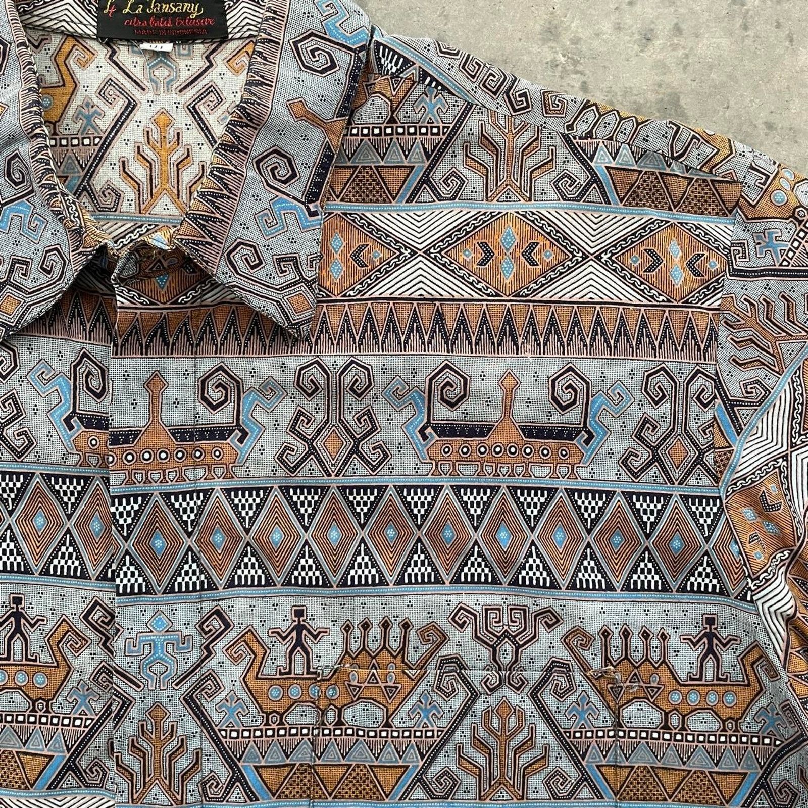 Vintage Vintage La Tansany Aztec Patterned Shirt Size US XL / EU 56 / 4 - 4 Thumbnail