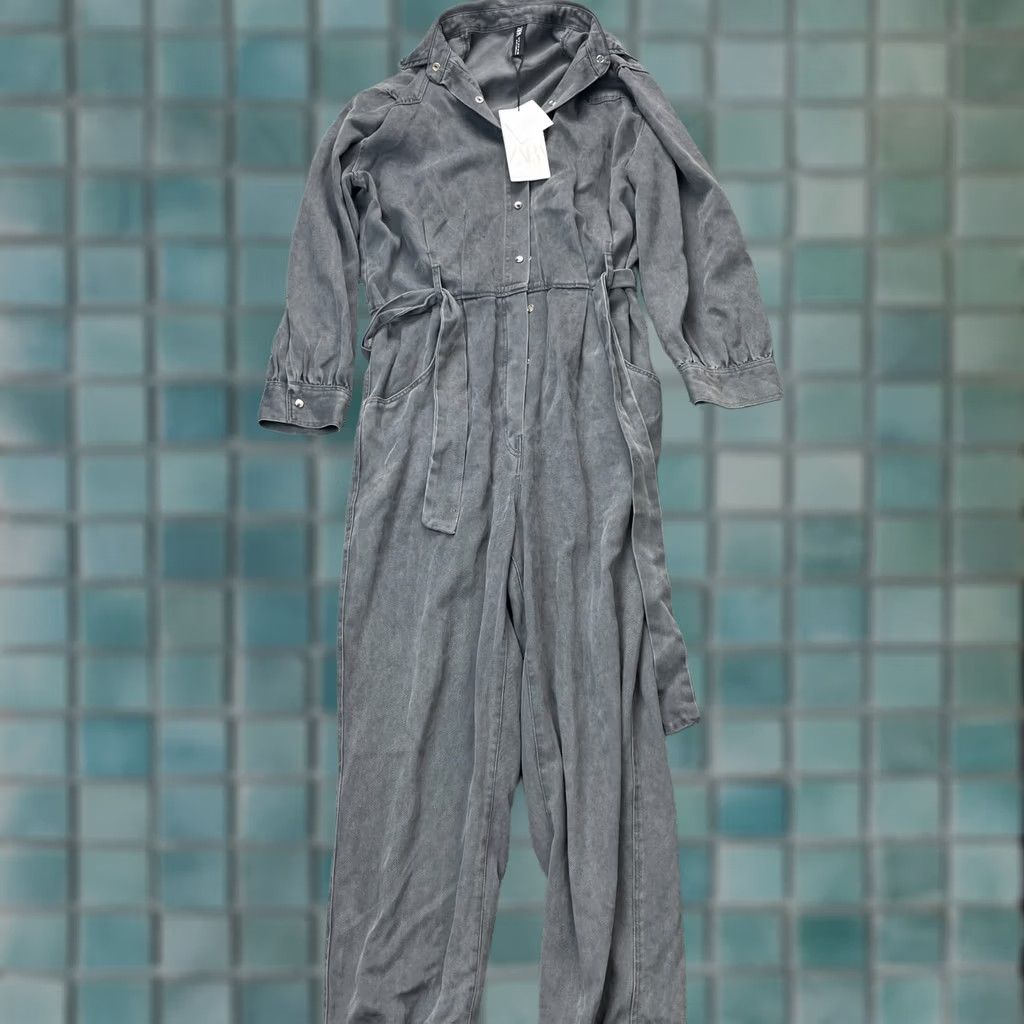 Zara Zara Jumpsuit Womens Small Gray Denim Belted Snap Tapered Romper One-Piece Casual Bohemian Size 28" / US 6 / IT 42 - 1 Thumbnail