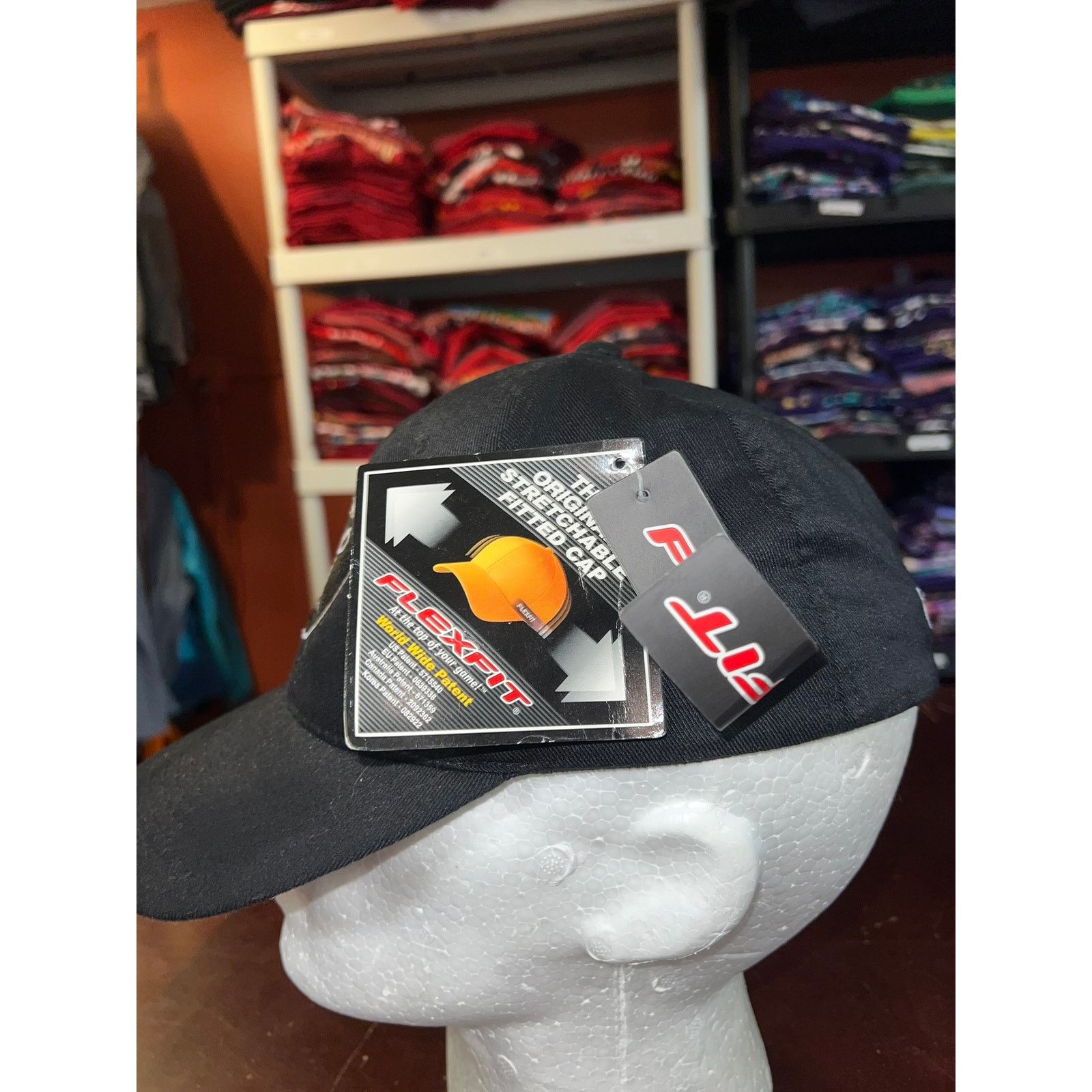 Vintage Oakland Raiders Hat Flexfit Necco Black NWT Cap Headwear Size ONE SIZE - 4 Thumbnail