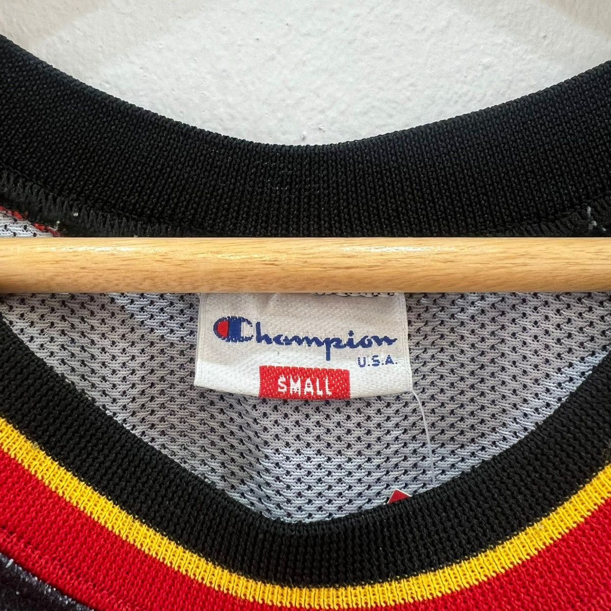 Champion × NBA × Vintage Vintage Atlanta Hawks Road 1995-96 Augmon Champion Jersey Size US S / EU 44-46 / 1 - 5 Thumbnail
