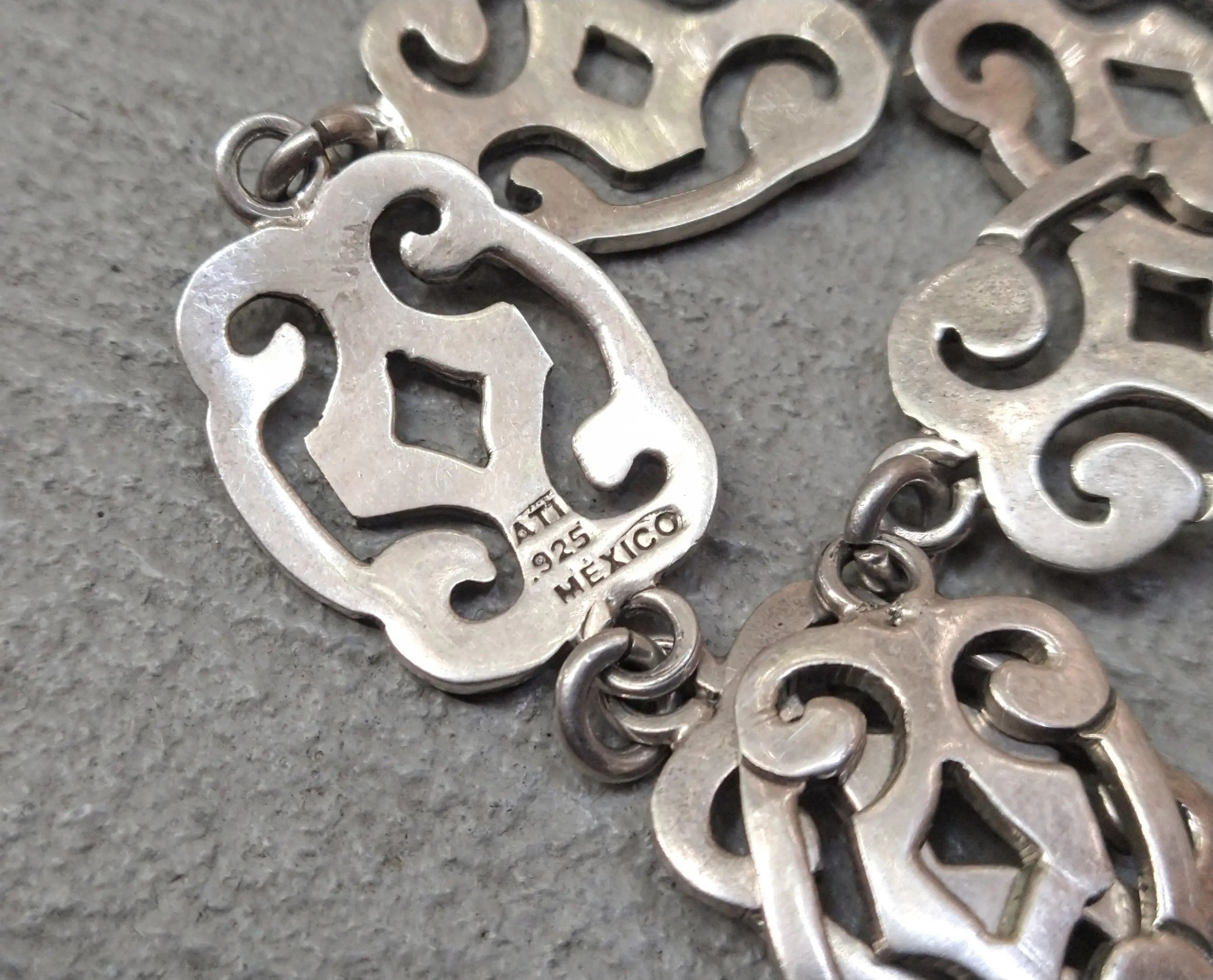 Sterling Silver Vintage Sterling Silver Bracelet 8" Mexico Link Chain Modern Size ONE SIZE - 7 Thumbnail