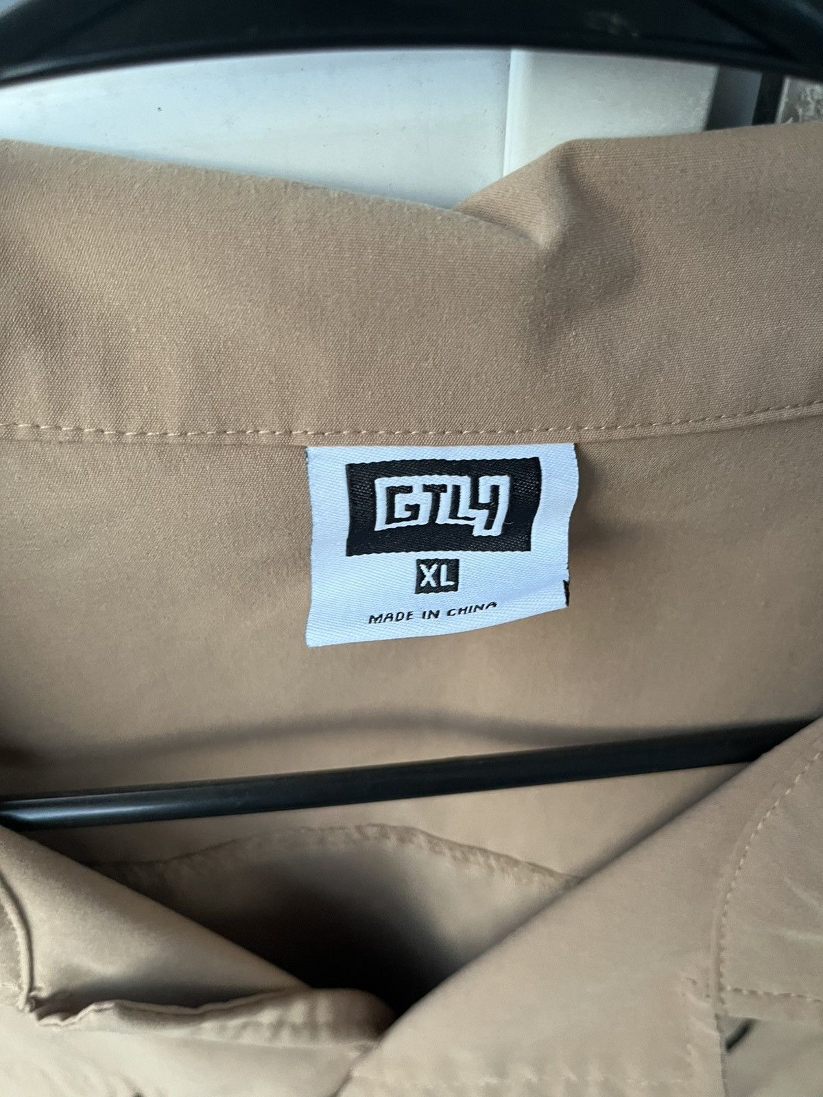 Other GTL4 Tan Button Up Shirt with pocket on sleeve Size US XL / EU 56 / 4 - 2 Thumbnail