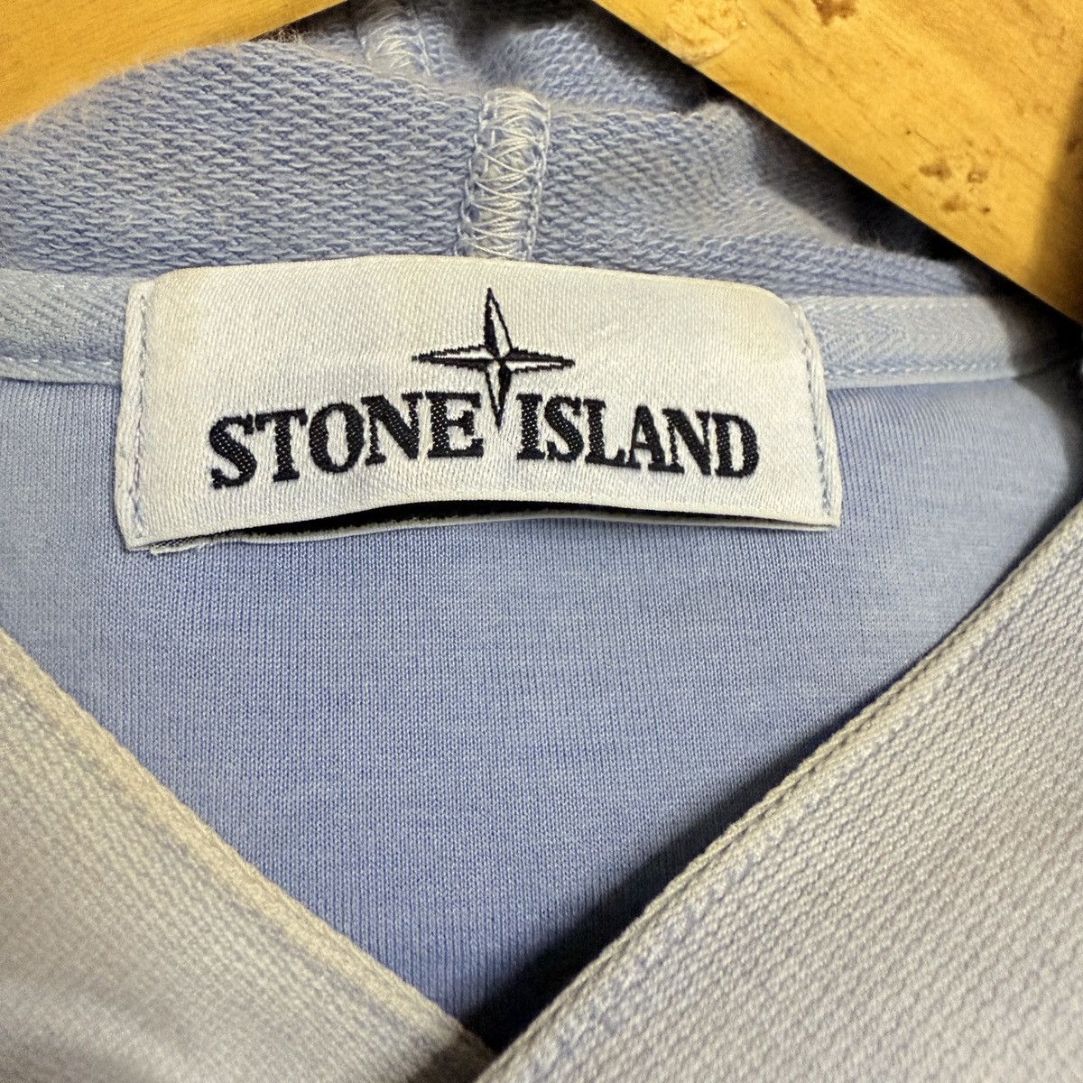 Stone Island Stone Island 2014 Washed Blue Badge Light Sweatshirt Hoodie Size US XL / EU 56 / 4 - 3 Thumbnail