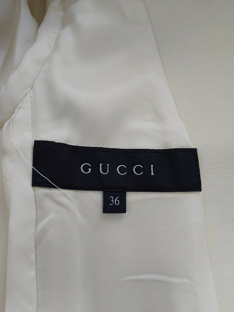 Gucci Gucci Buttoned solid color coat 2504-Nextarrow Size XS / US 0-2 / IT 36-38 - 3 Thumbnail