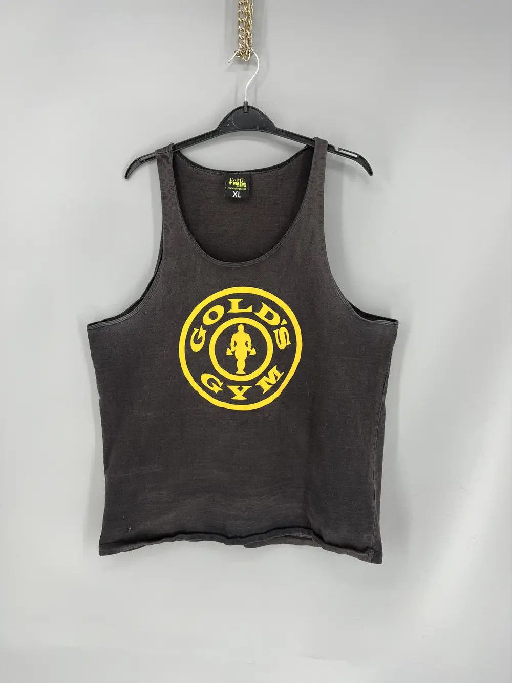 Sports Specialties Vintage 90s Gold’s Gym Red Tank Top Workout Promo Size US M / EU 48-50 / 2 - 1 Thumbnail