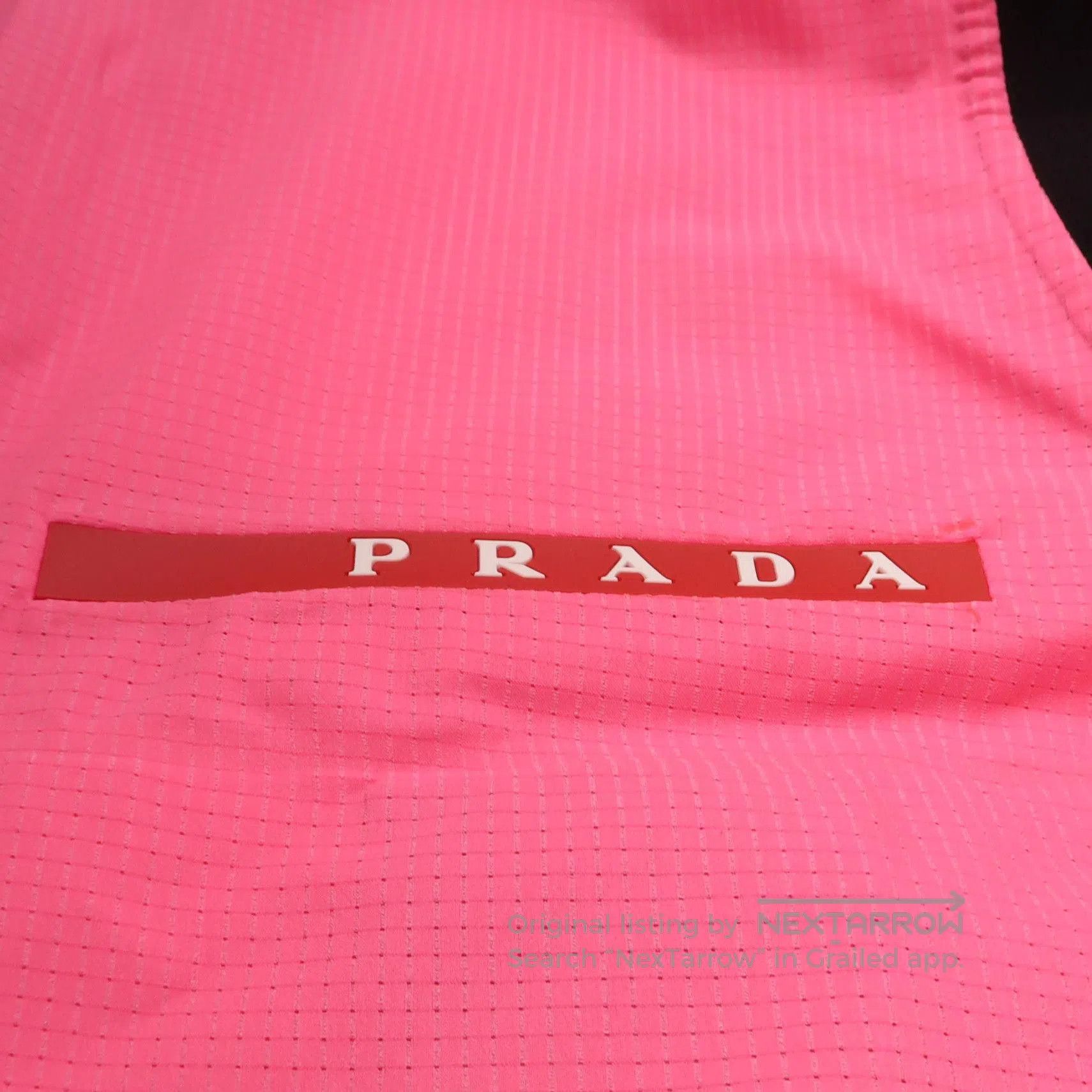 Prada Prada Colorblock Letter Logo Vest in Pink . Size M / US 6-8 / IT 42-44 - 3 Thumbnail