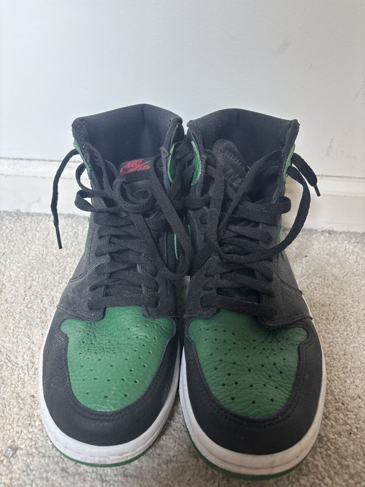 Jordan Brand Jordan 1 Pine Green Black Size US 9 / EU 42 - 5 Thumbnail