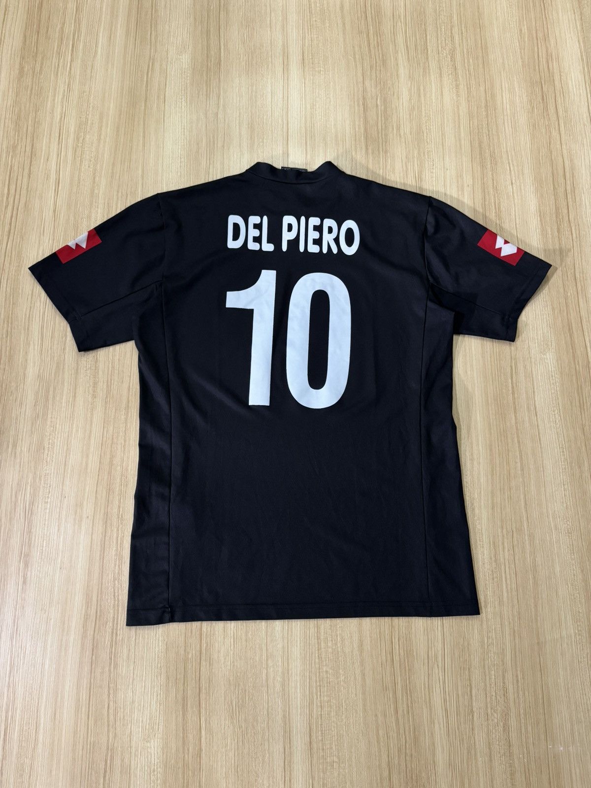 Lotto Sport JUVENTUS AWAY JERSEY FROM 2001-2002 SEASON BY LOTTO 🔥RARE🔥 Size US XL / EU 56 / 4 - 4 Thumbnail