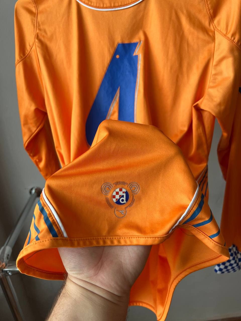Vintage 2007/9 DINAMO ZAGREB #4 MATCH WORN DIADORA SOCCER JERSEY SzM Size US M / EU 48-50 / 2 - 8 Thumbnail