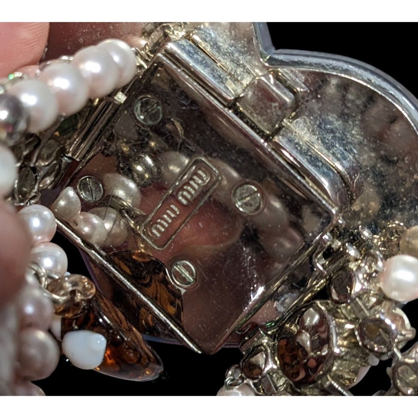 Miu Miu Rare Limited Edition Miu Miu Glass Heart Faux Pearl Glass Ch Size ONE SIZE - 8 Thumbnail