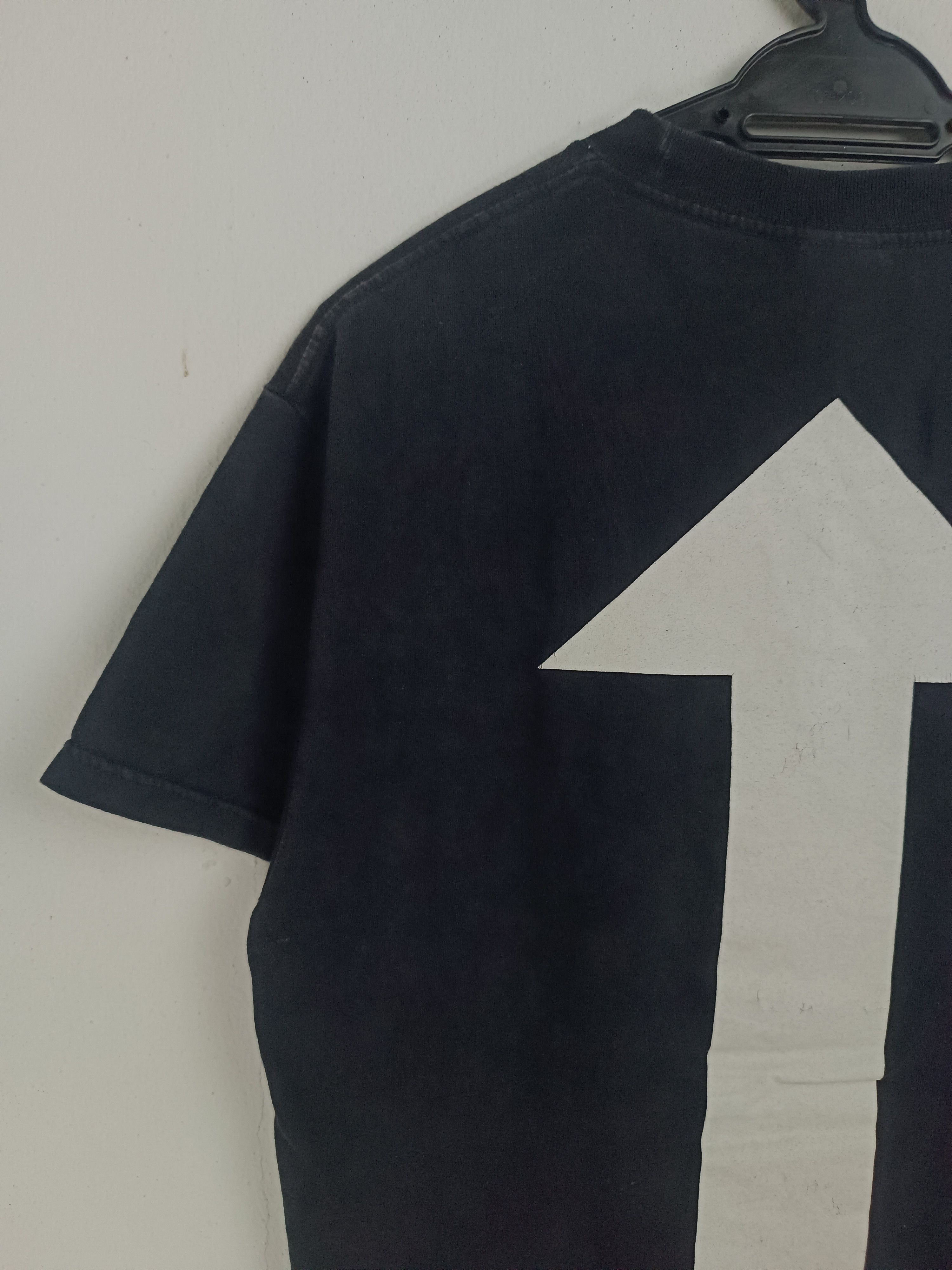 Band Tees VINTAGE 2000s 30 SECONDS TO MARS TEE linkin afi kanye Size US M / EU 48-50 / 2 - 11 Thumbnail