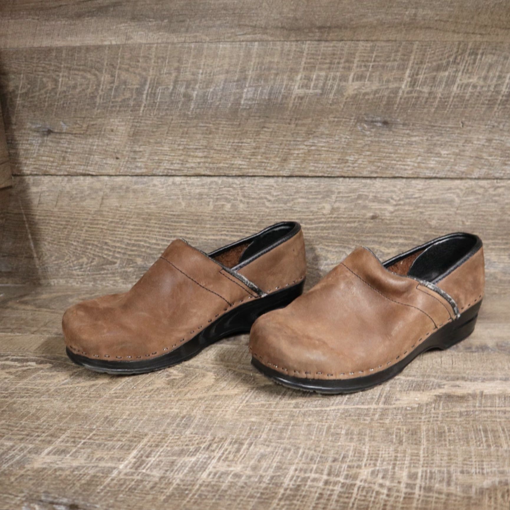 Vintage VINTAGE Björndal Women's Leather Wedge Clogs Slip-On Brown Medium 10 Shoes Size US 10 / IT 40 - 2 Thumbnail