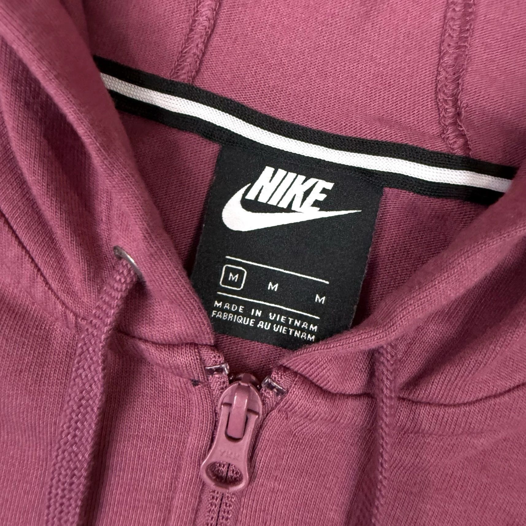 Nike VINTAGE Nike Jacket Womens M Red Burgundy Air Zip Up Cropped Hoodie Casual Workout Size M / US 6-8 / IT 42-44 - 4 Thumbnail