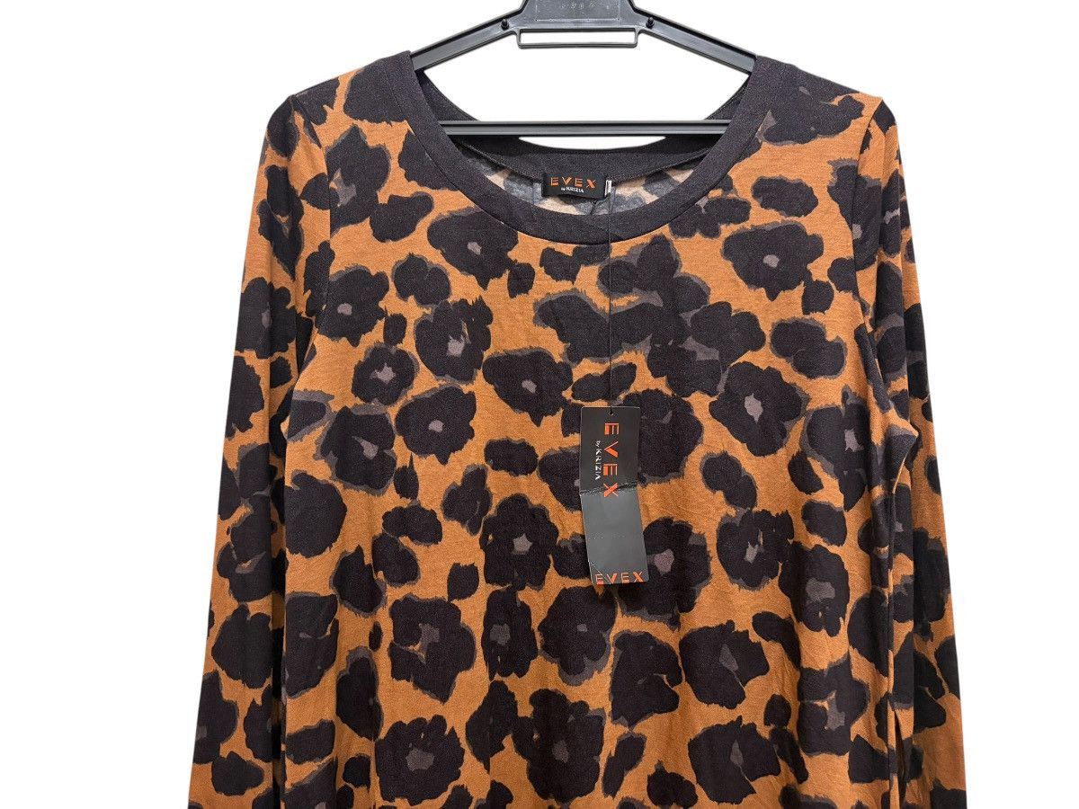 Krizia WILD 🐆 EVEX BY KRIZIA TENCEL LEOPARD PRINTED FLOWLY TOP Size M / US 6-8 / IT 42-44 - 3 Thumbnail