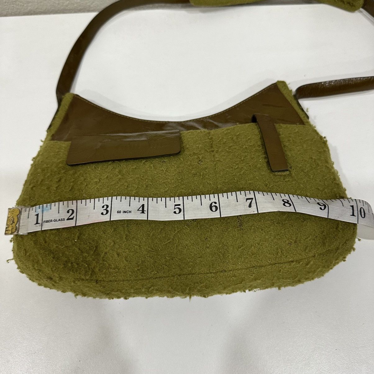Miu Miu ‼️LASTDROP‼️ MIU MIU AW 1999 SHEARLING VERNIS SHOULDER BAG Size ONE SIZE - 17 Thumbnail