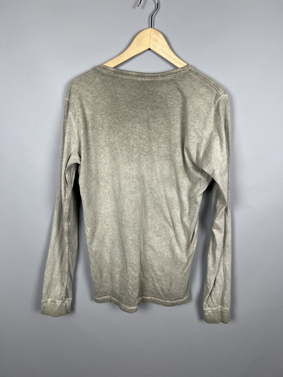 Diesel (M) Diesel Explore reverse big logo Long Sleeve T-Shirt Size US M / EU 48-50 / 2 - 5 Thumbnail
