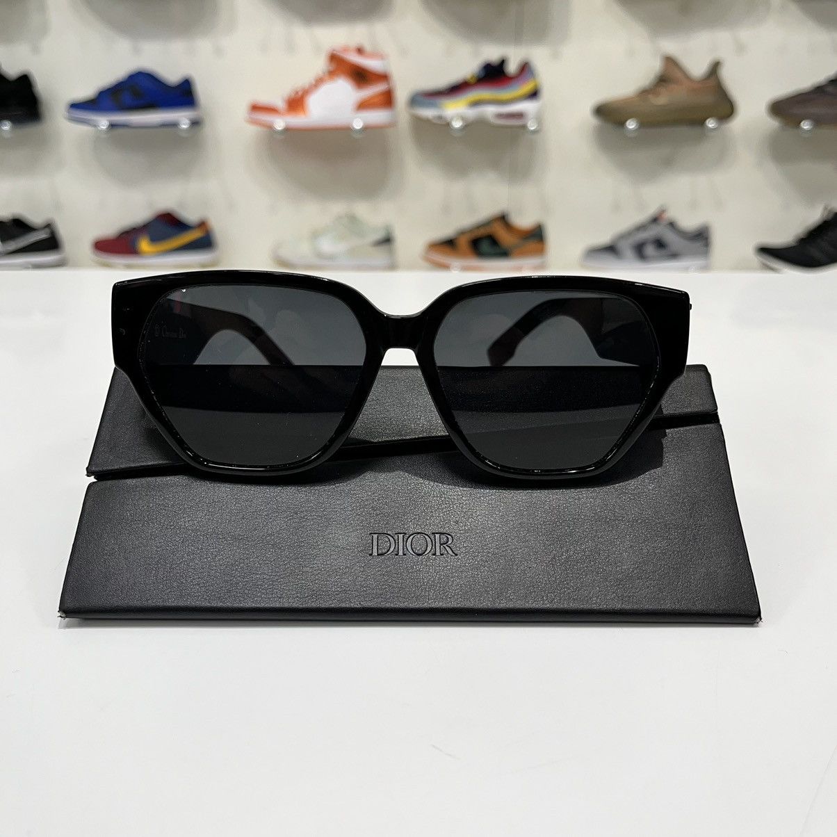Dior Dior Sunglasses Black Size ONE SIZE - 1 Thumbnail