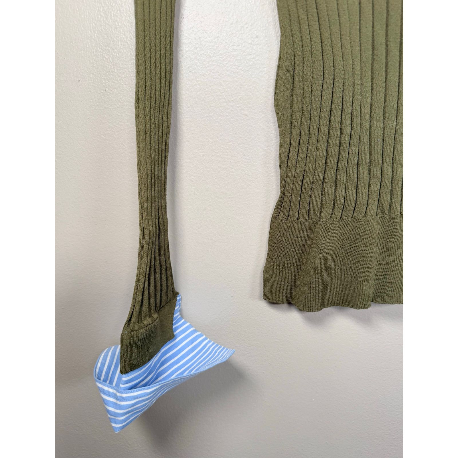 Essentiel Antwerp NWOT Essentiel Antwerp Knit Contrast Cuff Sweater S $350 Size S / US 4 / IT 40 - 11 Thumbnail