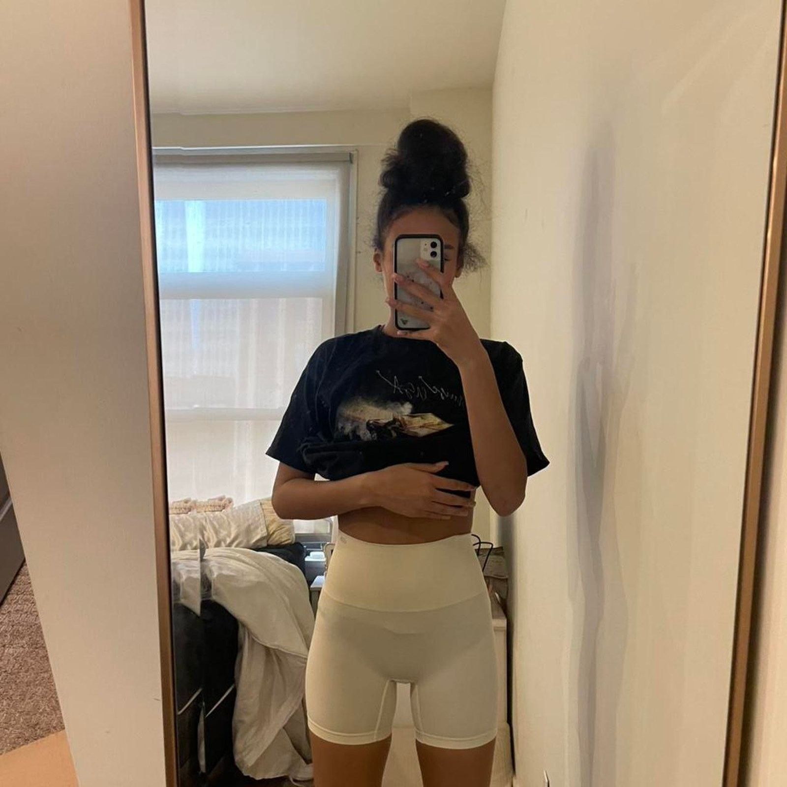 Jockey Cream spandex shorts size m Size 30" / US 8 / IT 44 - 2 Thumbnail