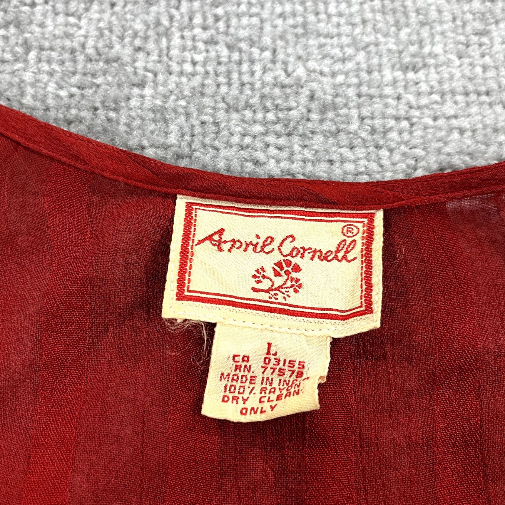 Vintage April Cornell Women's Button-Up Blouse Large Red Sequin Sheer Casual, Workwear, Travel Size L / US 10 / IT 46 - 2 Thumbnail