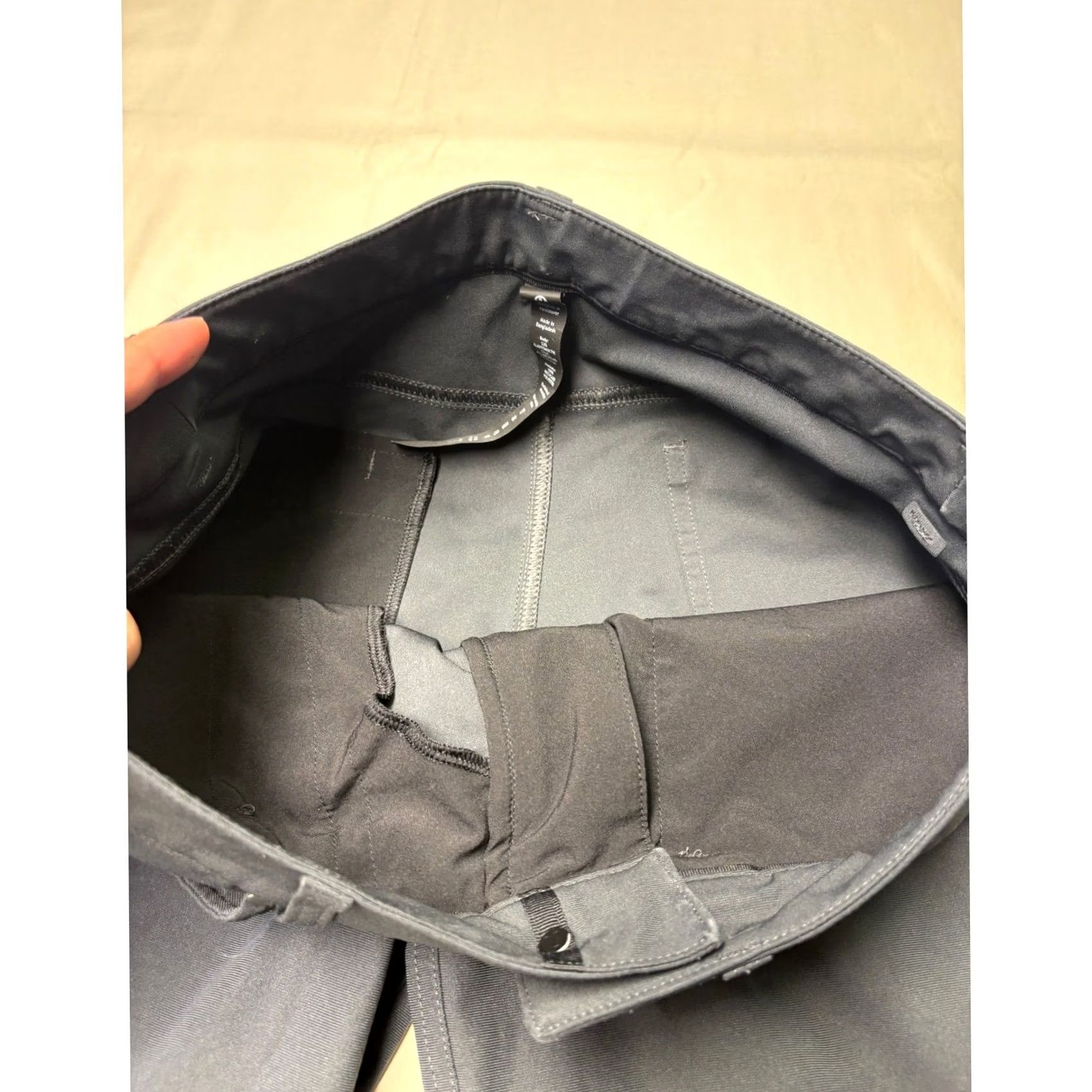 Lululemon Lululemon Commission Pant Slim Mens 30x31 Navy Blue Chino Straight Pocket 5-Pocket Moisture Wicking Quick Dry Stretch Easy Care Logo Zipper Button Size US 30 / EU 46 - 4 Thumbnail
