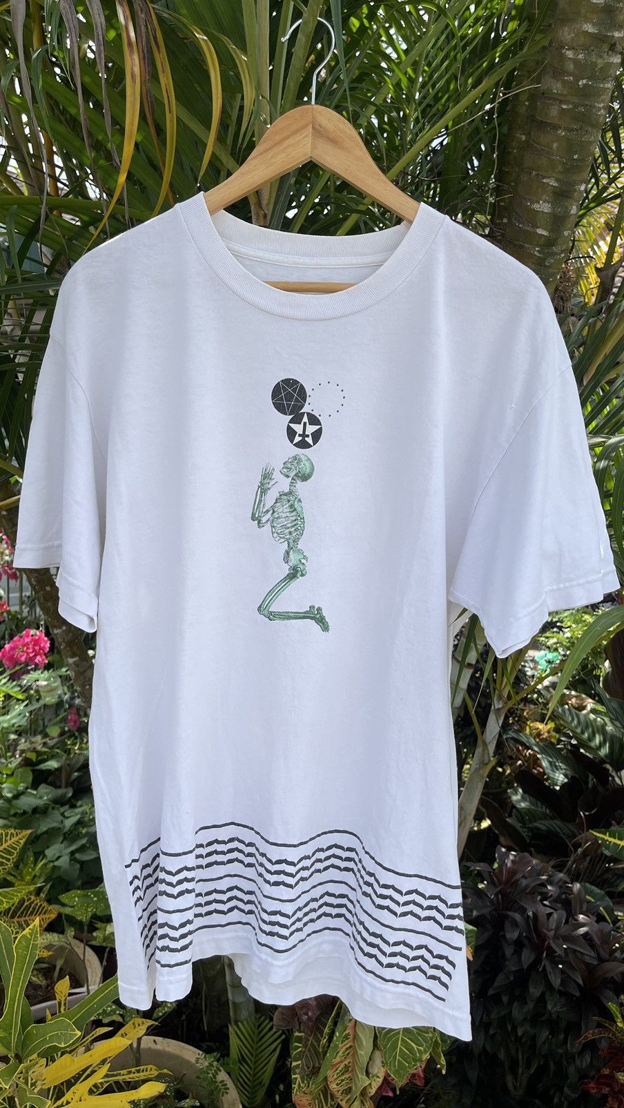 A$AP Rocky vintage’y2k🔥BLACK SCALE🔥Yeezus Skull white Tshirt Size US L / EU 52-54 / 3 - 1 Thumbnail