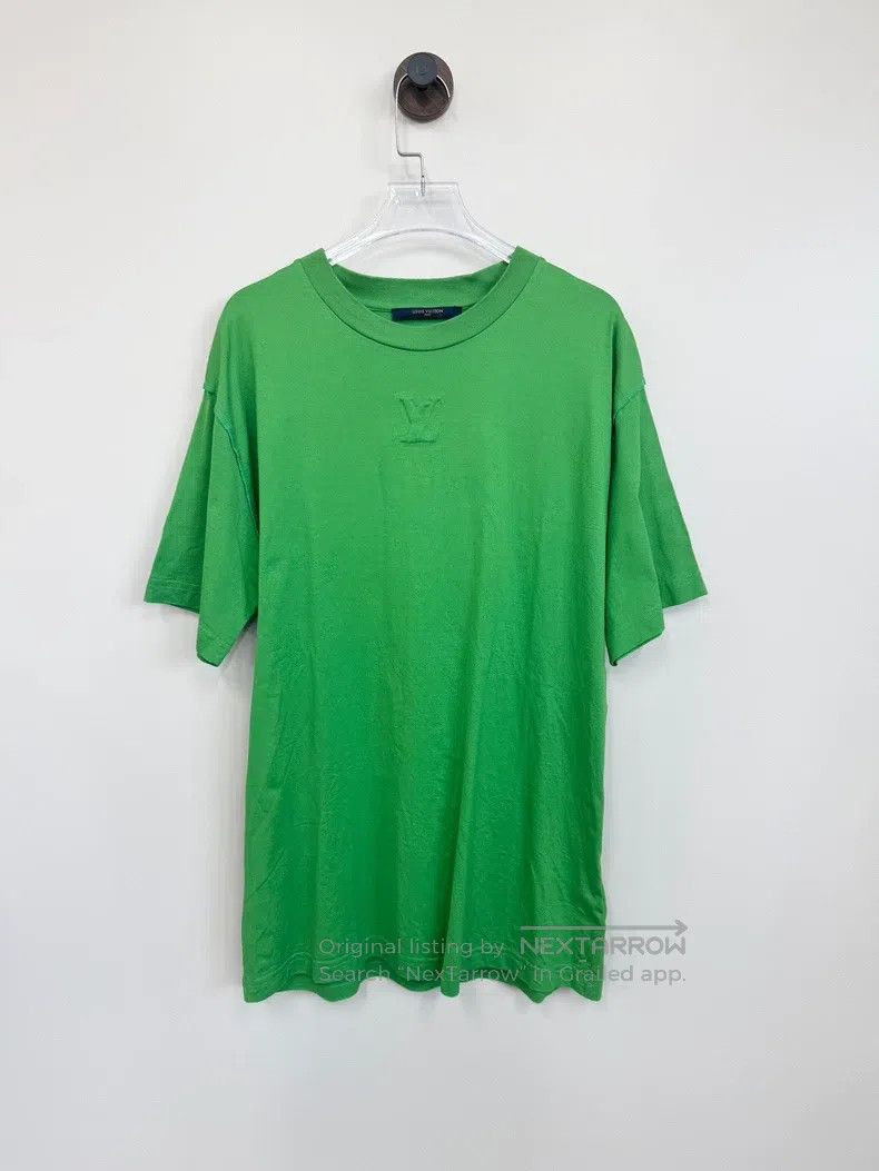Louis Vuitton Louis Vuitton Green embossed letter logo short sleeve Size US L / EU 52-54 / 3 - 1 Thumbnail