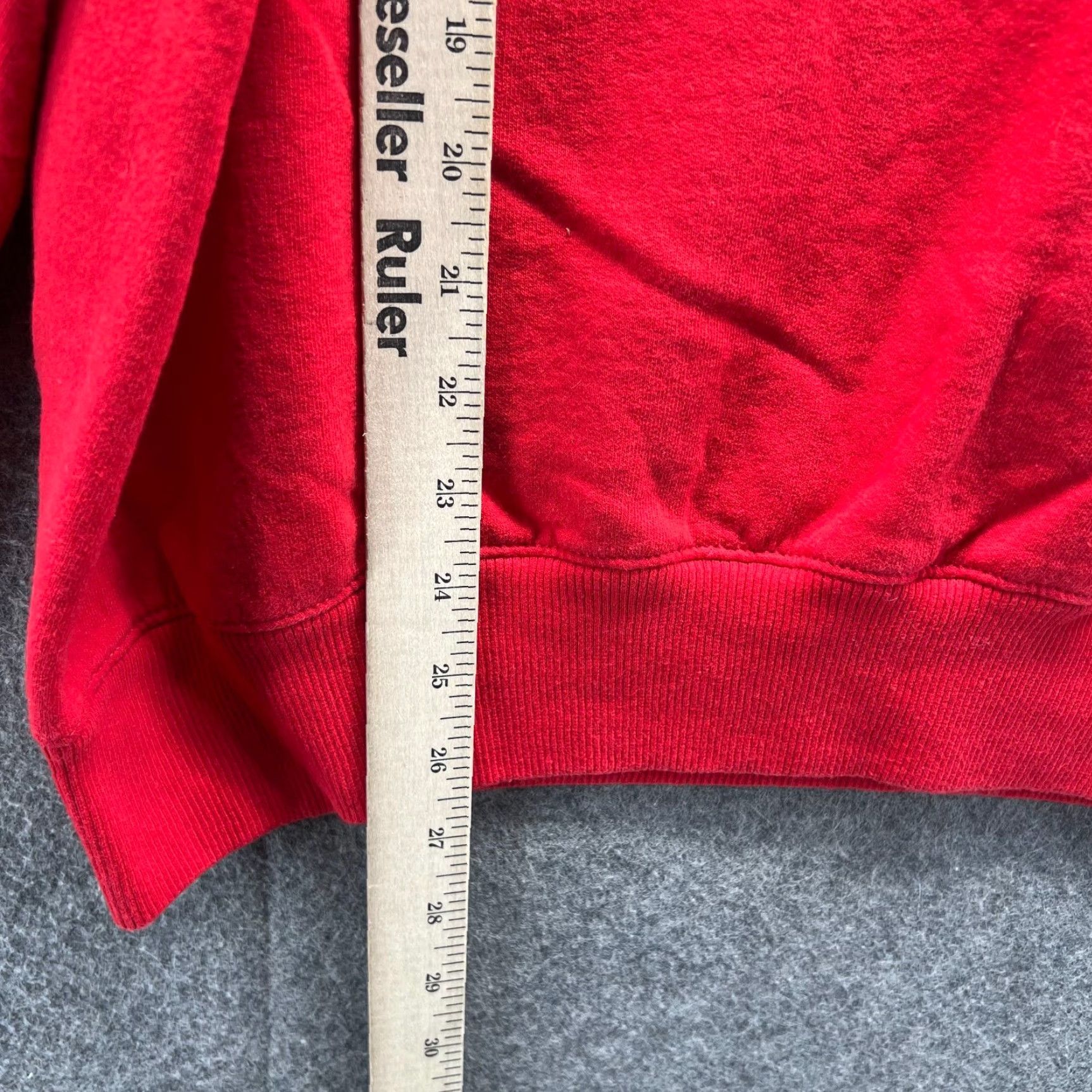 Champion VINTAGE Champion Sweater Mens Medium Red Crewneck Pullover Cotton Fleece Logo 90s Size US M / EU 48-50 / 2 - 4 Thumbnail