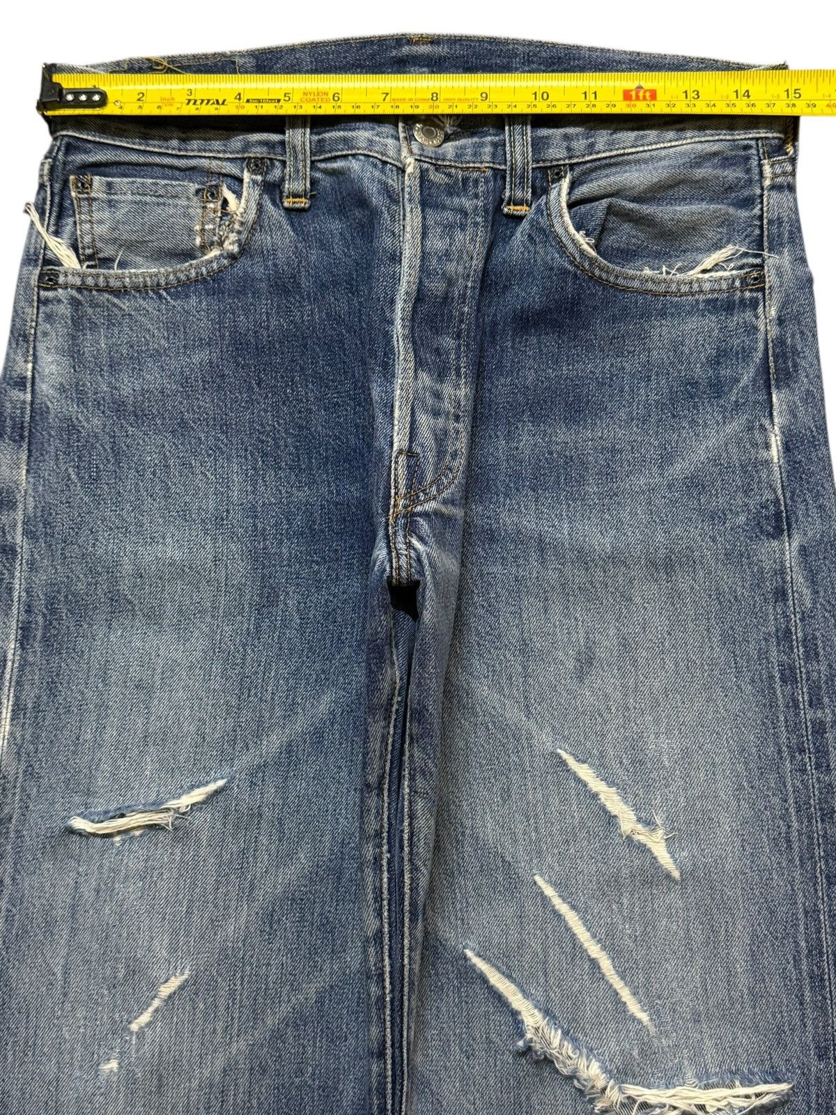 Levi's Vintage 90s Levis 501 Selvedge Big E Faded Clawmark Distress Size US 30 / EU 46 - 10 Thumbnail
