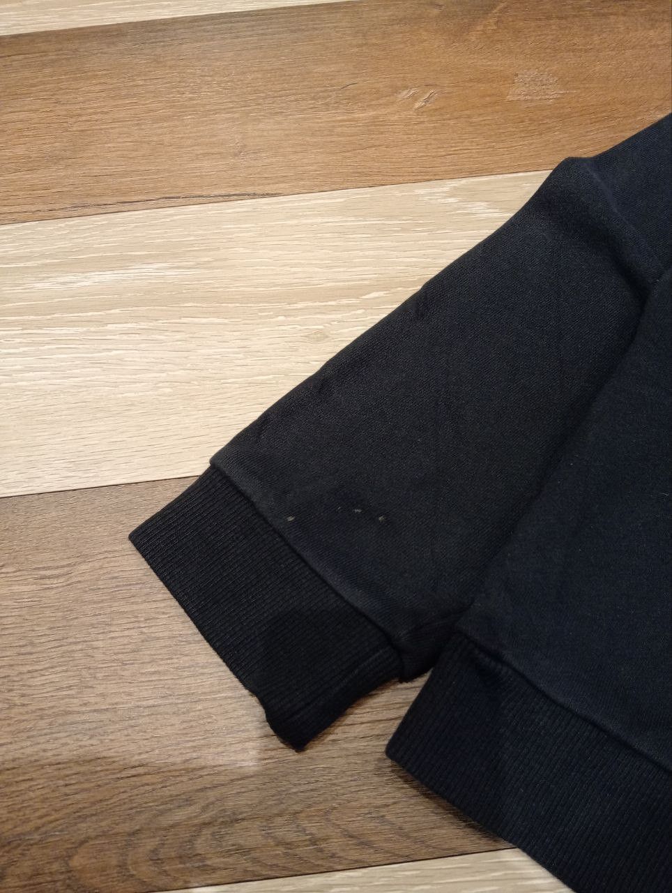 A.P.C. A.P.C RUE MADAME PARIS CROPPED CREWNECK - SIZE M Size M / US 6-8 / IT 42-44 - 5 Thumbnail