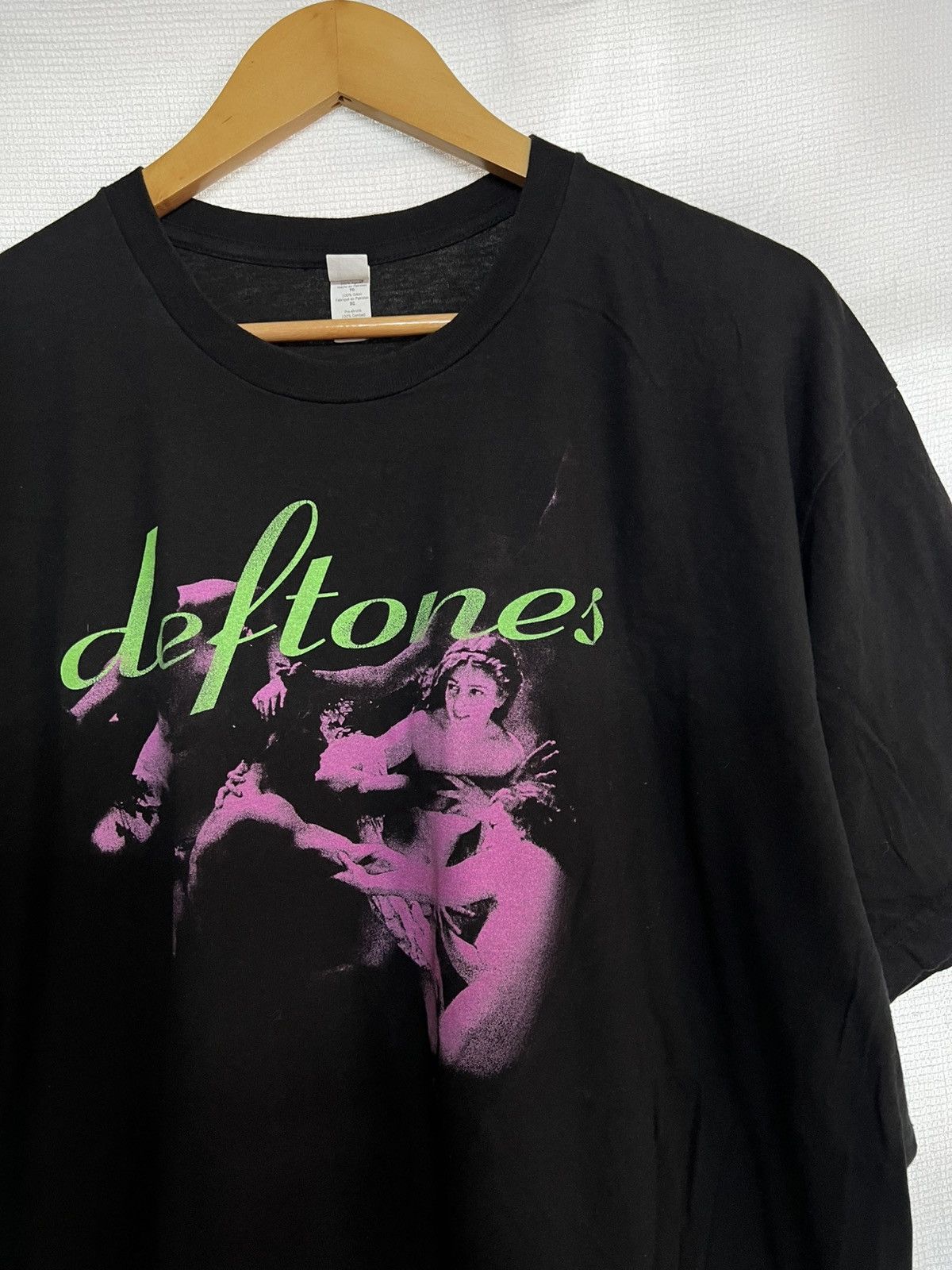 Band Tees 🔥HOT DROPS🔥 Deftones Band Tee Rare Size US XL / EU 56 / 4 - 1 Thumbnail