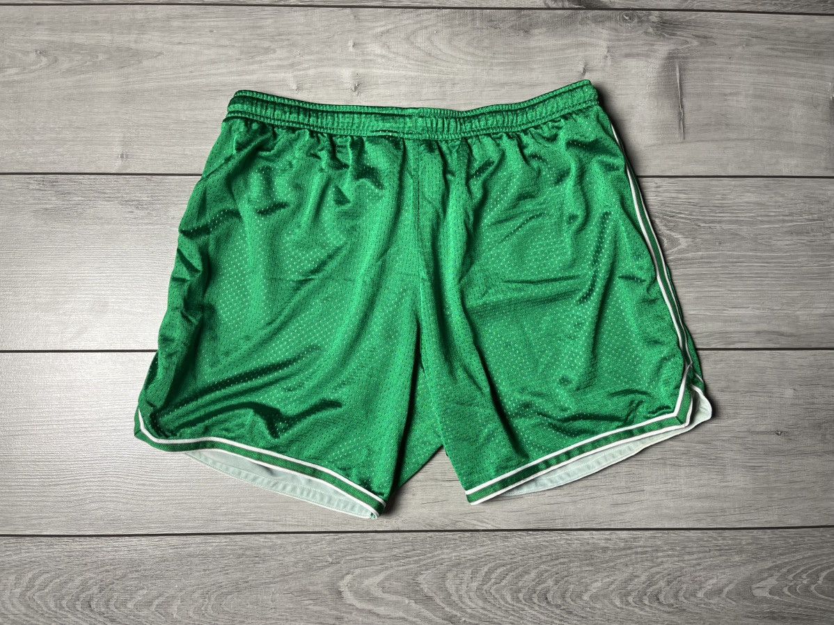 NBA Nike basketball shorts jersey NBA size XLarge Size US 36 / EU 52 - 4 Thumbnail