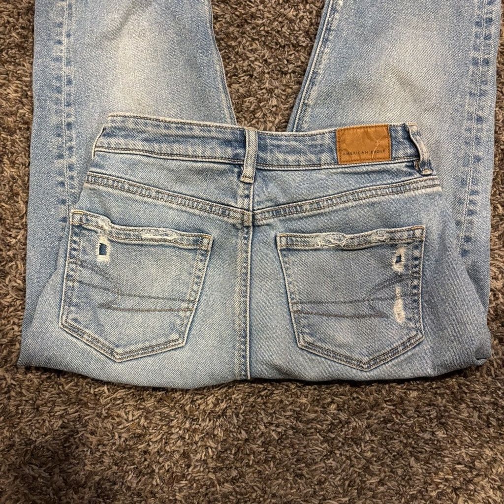 American Eagle Outfitters Women's American Eagle Mom Straight Jeans Size 25" / US 0 / IT 36 - 1 Thumbnail
