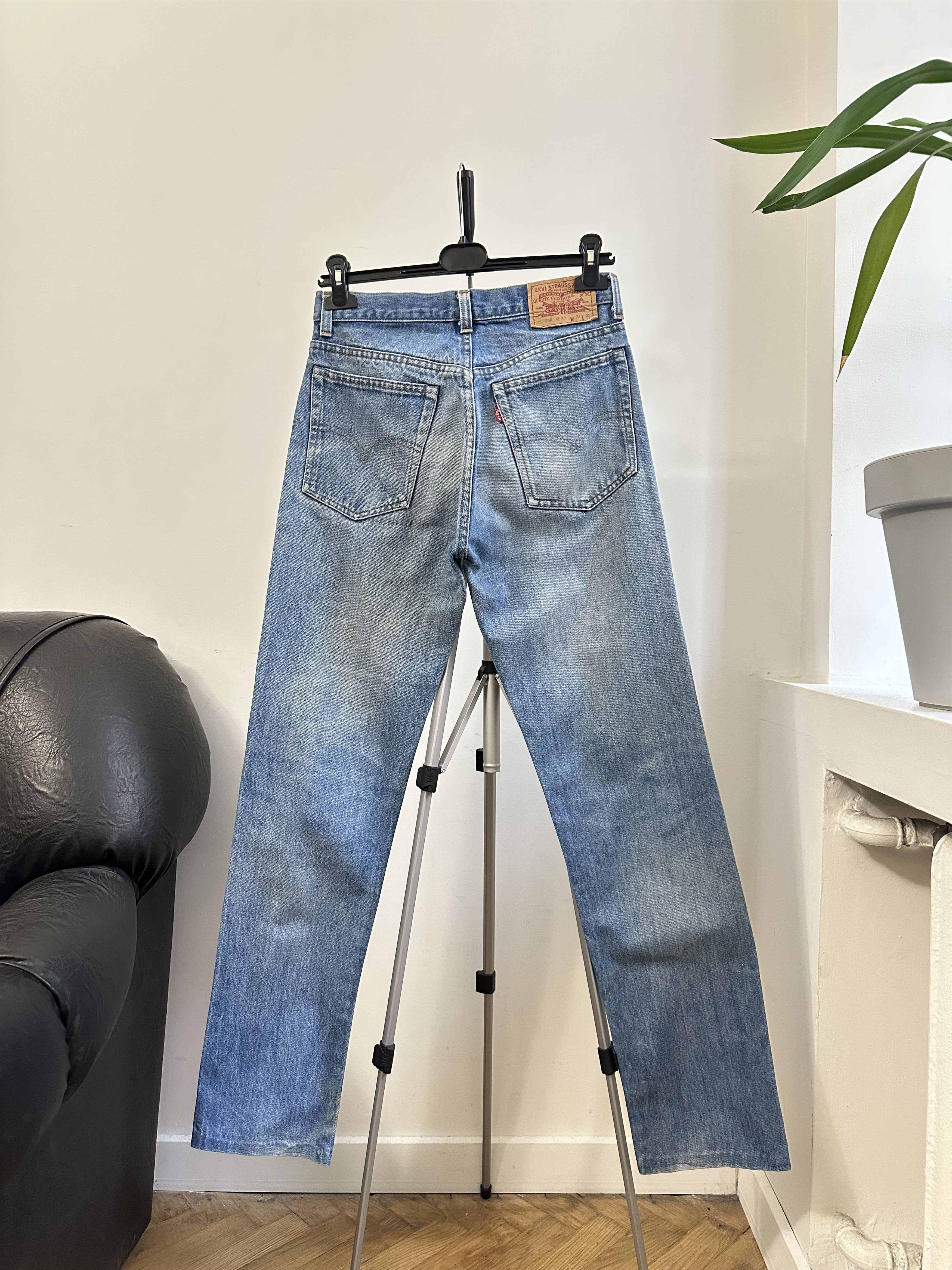 Levi's Vintage Clothing Levi's 505 02 Vintage Denim Jeans W31L36 Made In France Size US 31 - 2 Thumbnail