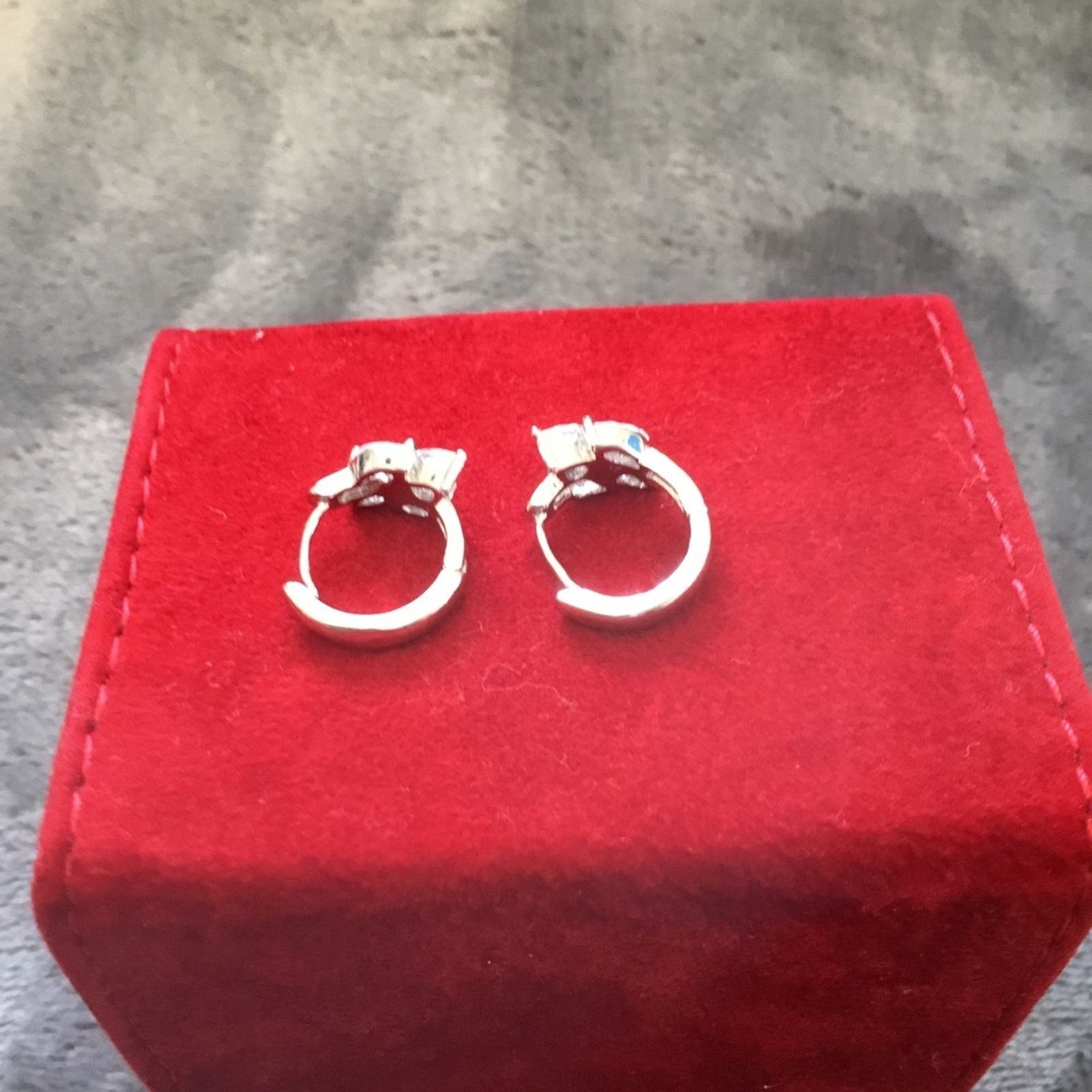 Other Silver Oval Flower Crystals Earrings Size ONE SIZE - 3 Thumbnail