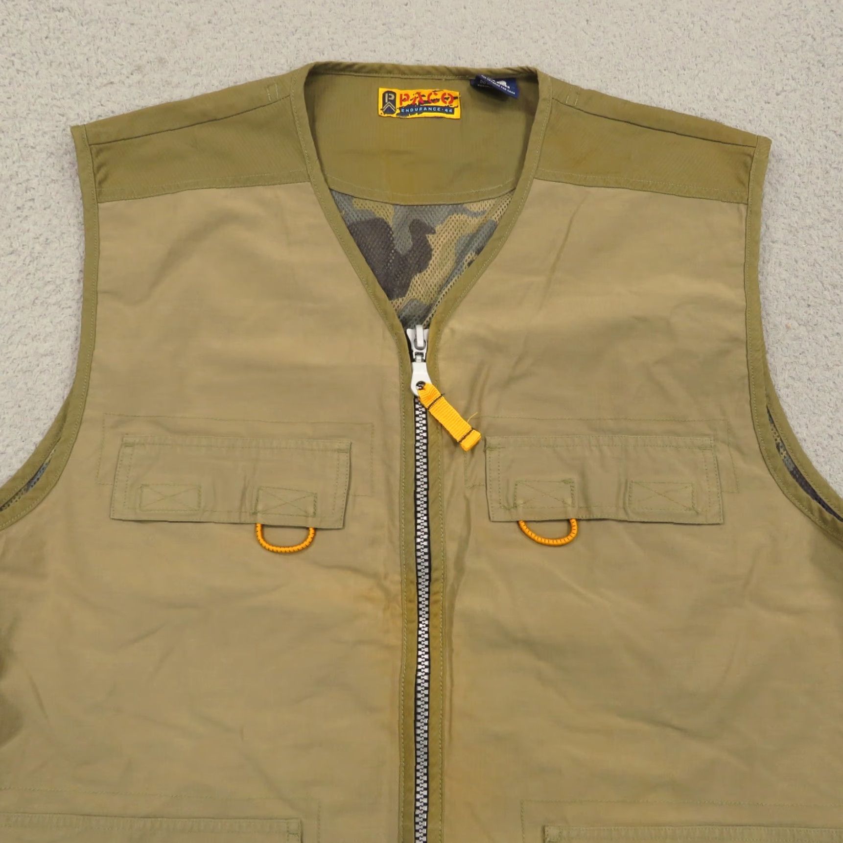 Vintage PACO VTG Vest XL Men Khaki Y2K Grunge Utility Safari Streetwear 2000s Camo Lined Vest Size US XL / EU 56 / 4 - 3 Thumbnail