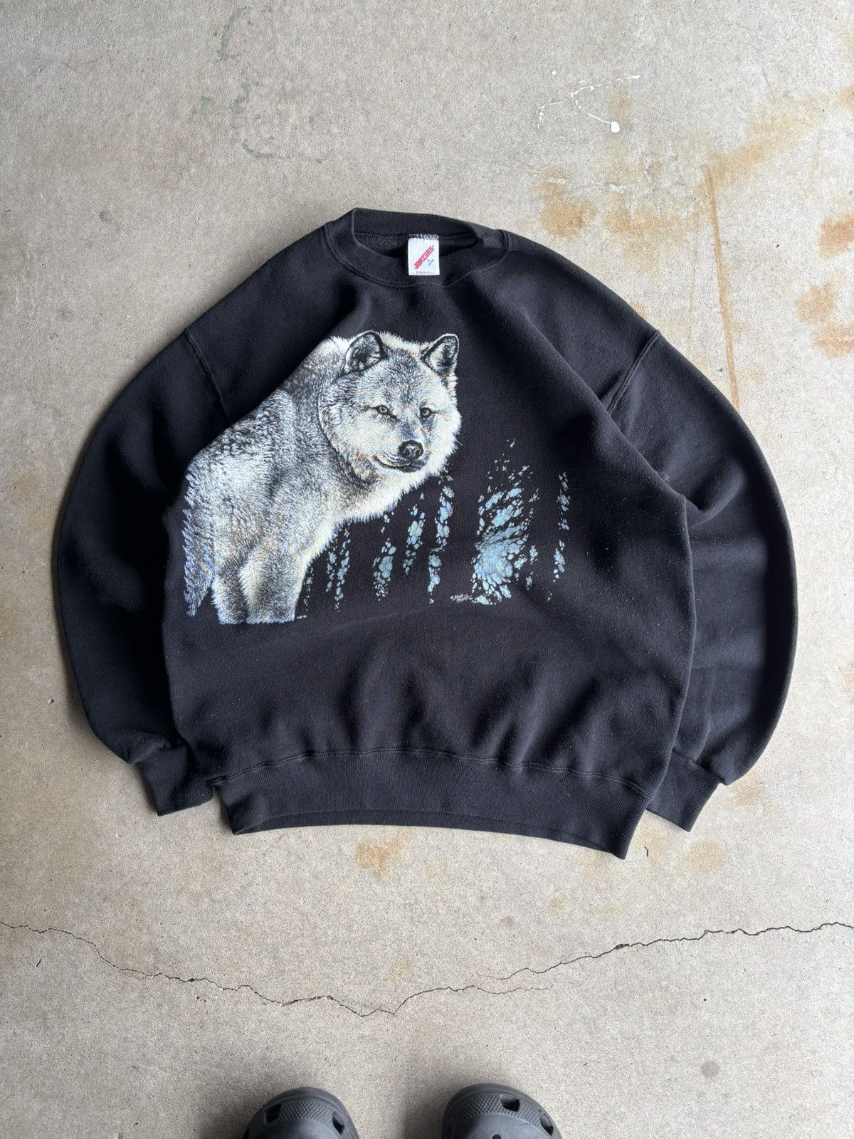 Other Vintage 1990s Crazy Wild Wolf Indigenous Boxy Sweater Size US M / EU 48-50 / 2 - 1 Thumbnail