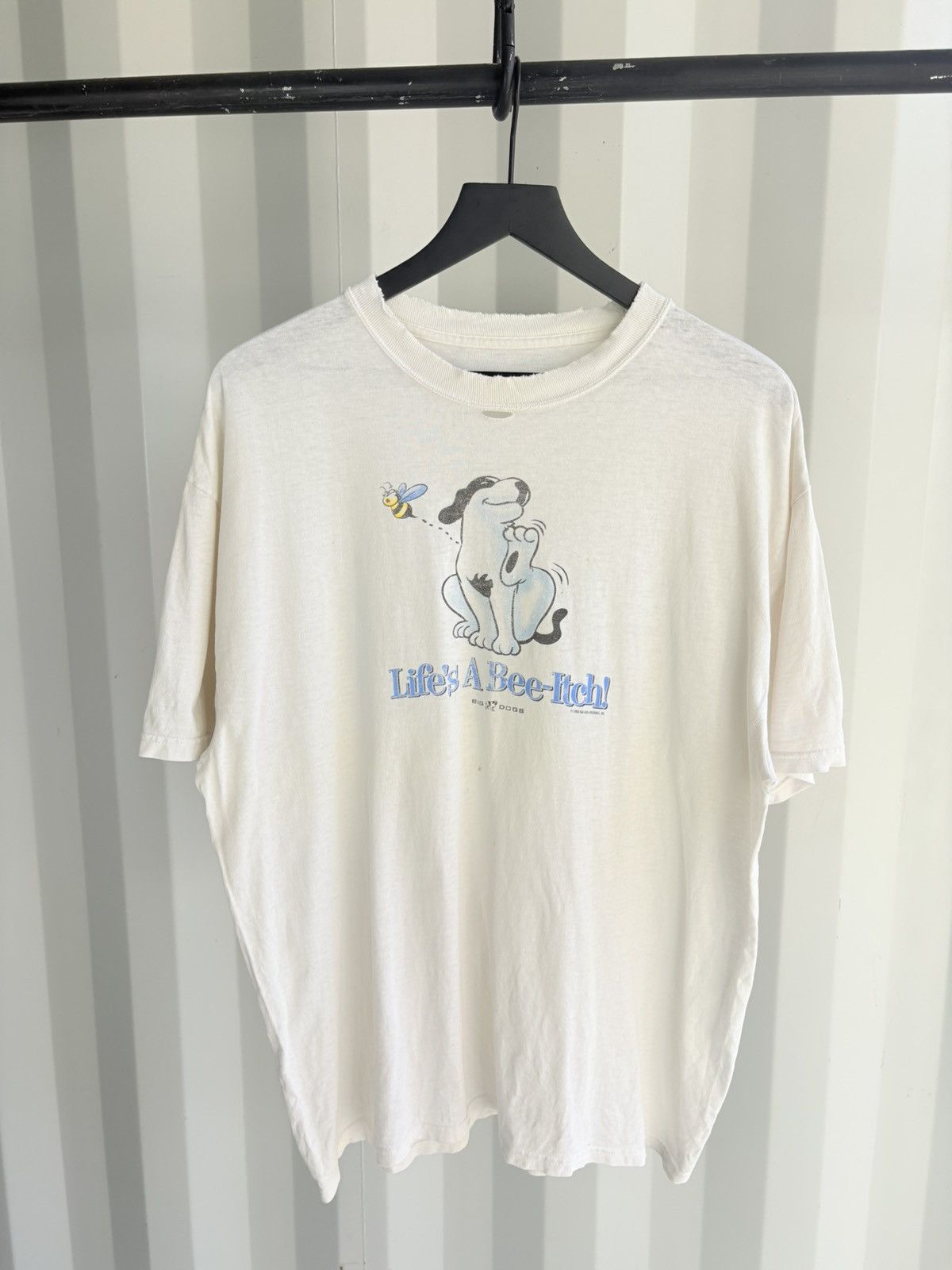 Lifes a Bee Itch Thrashed Distressed Faded Shirt Erd Grunge