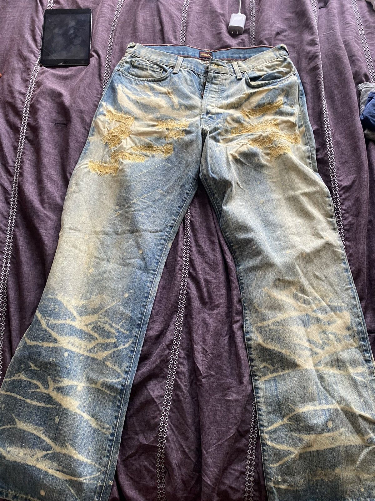 Von Dutch Von Dutch Originals Bleach Wash Distressed Jeans – Size 34 m Size US 34 / EU 50 - 1 Thumbnail