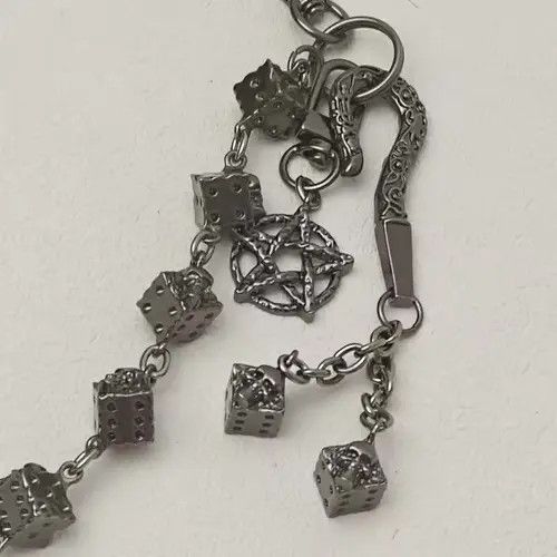 Vintage Retro Skull Dice Black Gun Plated Metal Wallet Chain Size ONE SIZE - 5 Thumbnail