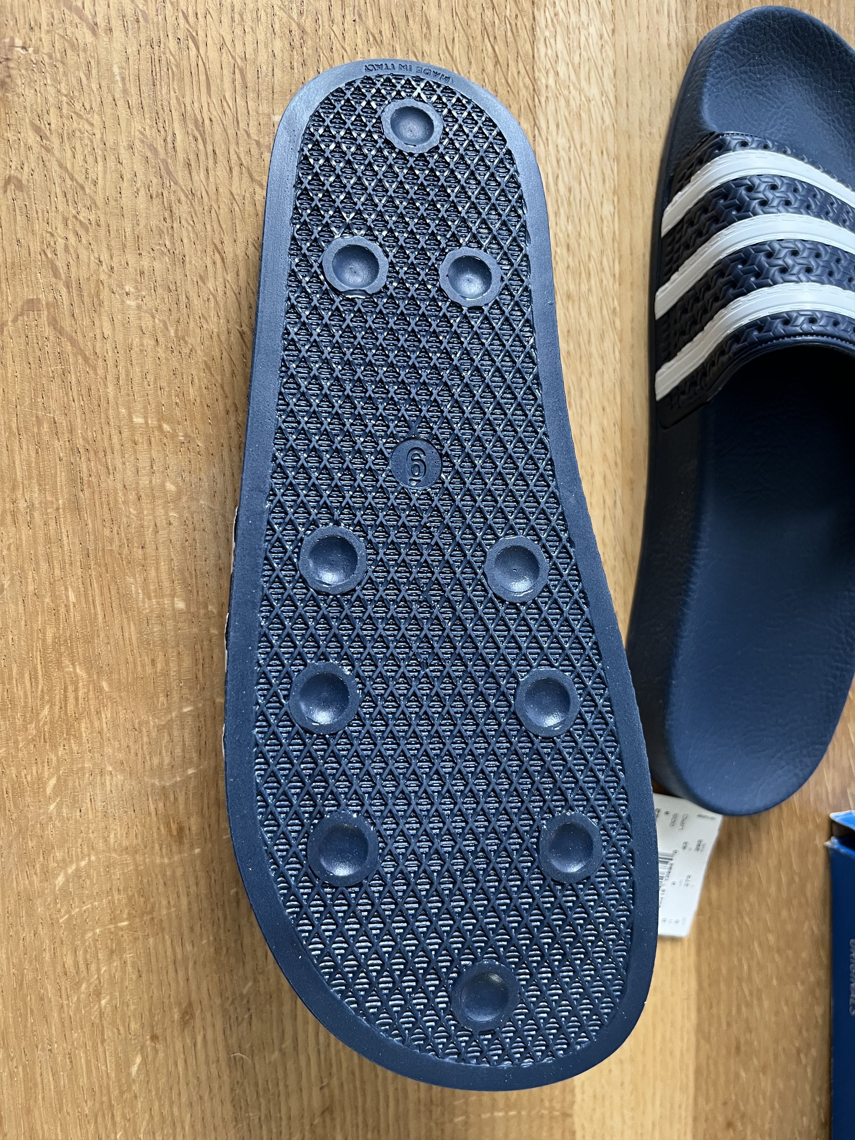 Adidas Adidas Adilette Slides Size US 9 / EU 42 - 4 Thumbnail