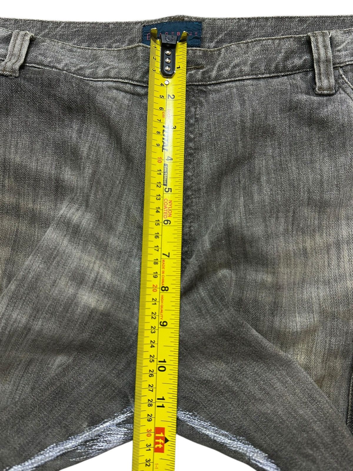 Japanese Brand Vintage Japanese Brand Mud Wash Faded Cargo Style Jeans Size US 34 / EU 50 - 13 Thumbnail