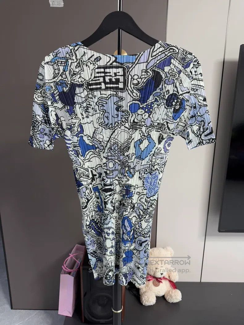 Issey Miyake Issey Miyake Graffiti Top Size L / US 10 / IT 46 - 2 Thumbnail