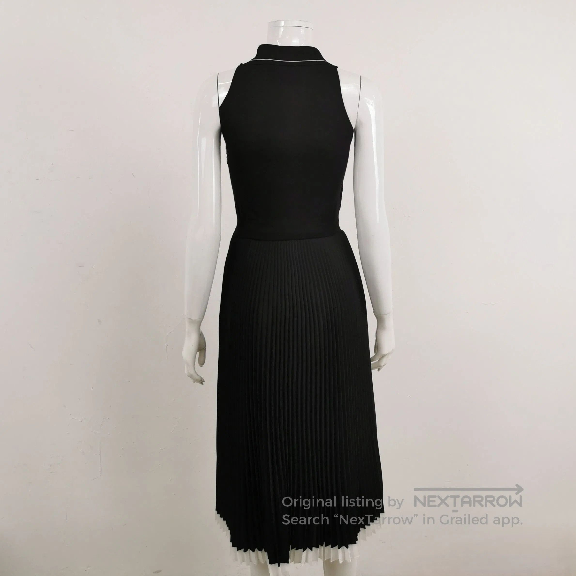 Prada Prada Pleated Black Logo Dress for Women . Size US 36 / EU 52 - 1 Thumbnail