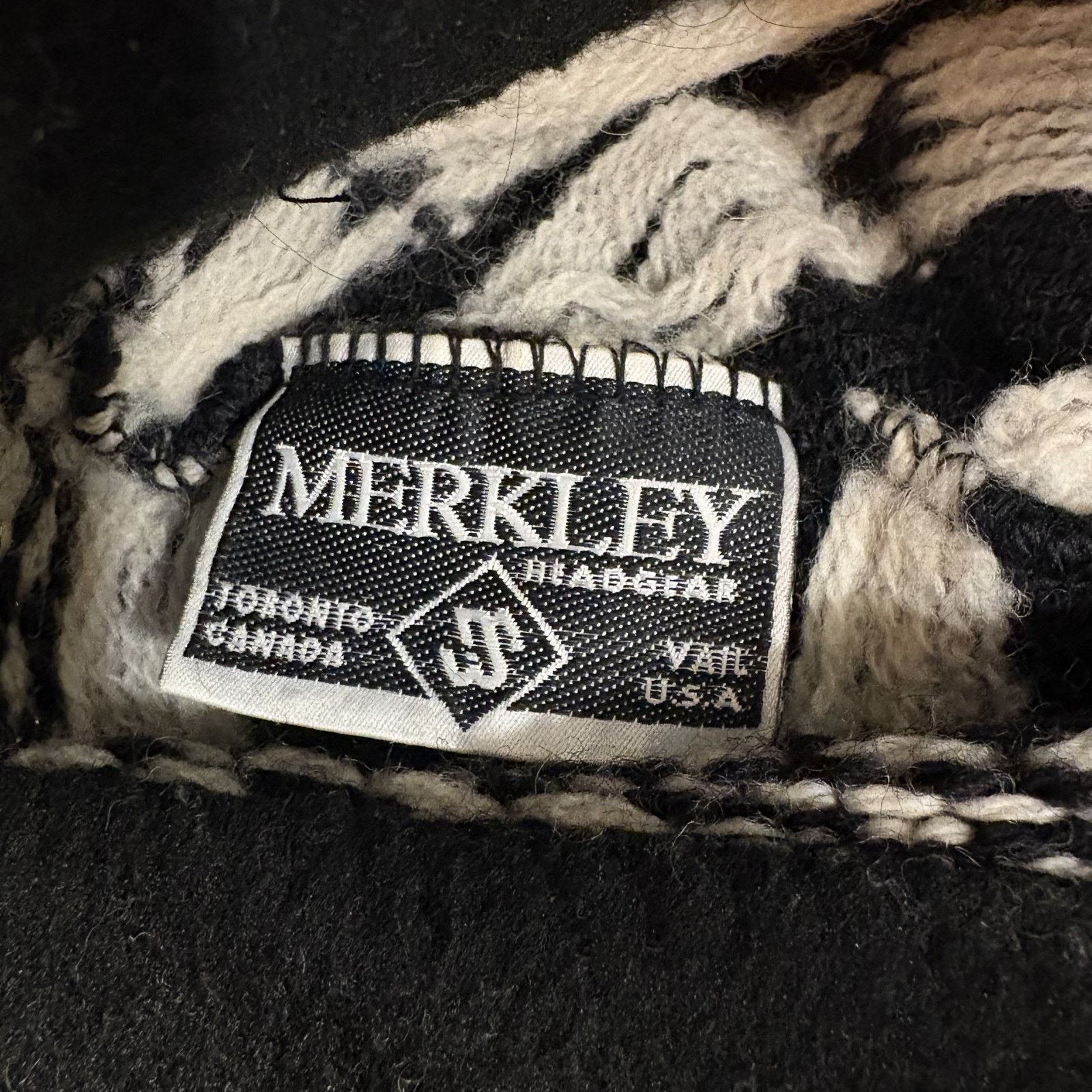 & Other Stories Merkley Unisex Beanie Hat 100% Virgin Wool Fair Black OS Size ONE SIZE - 3 Thumbnail
