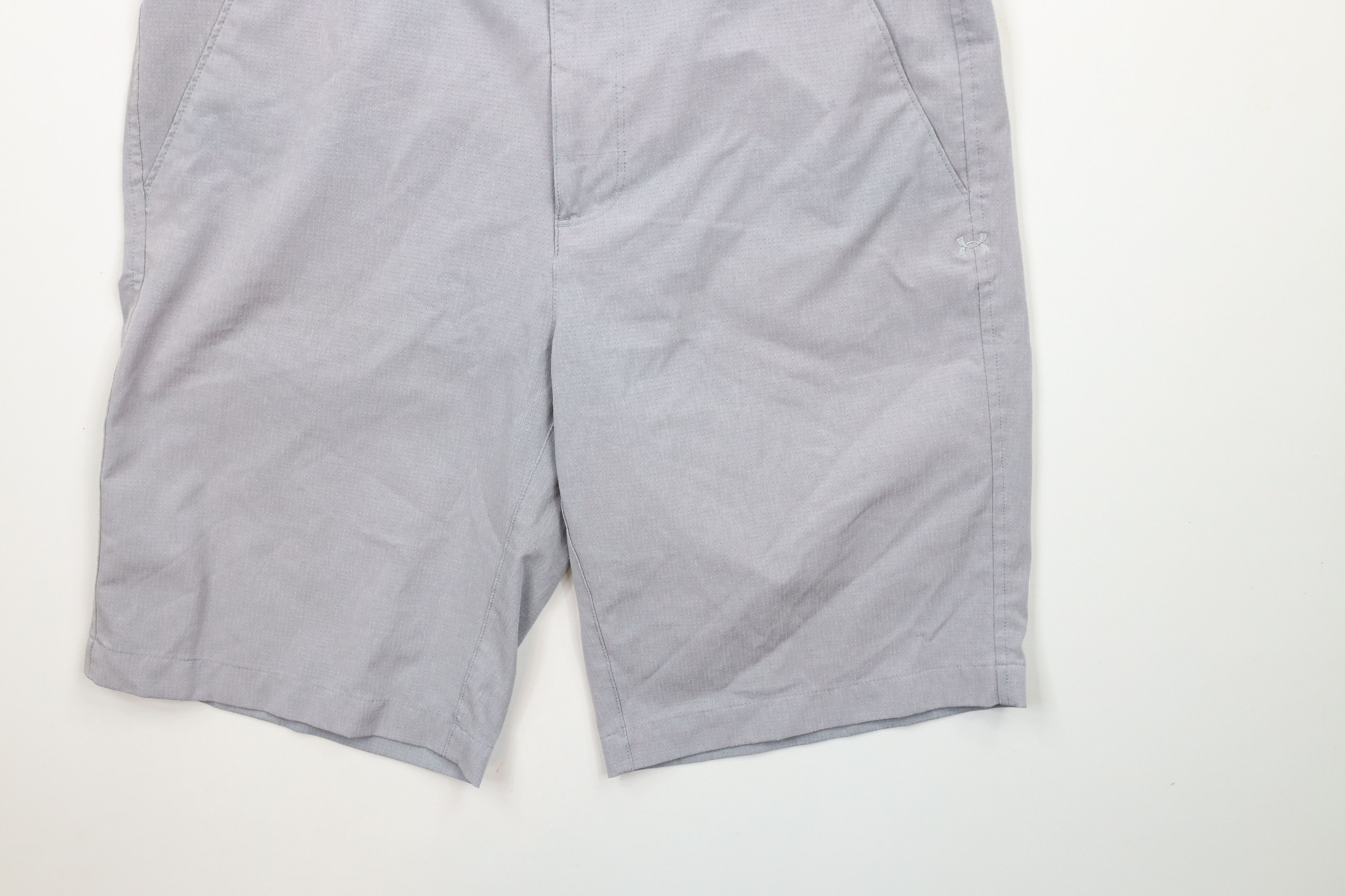Under Armour × Vintage Under Armour Flat Front Golfing Golf Chino Shorts Gray Size US 30 / EU 46 - 4 Thumbnail