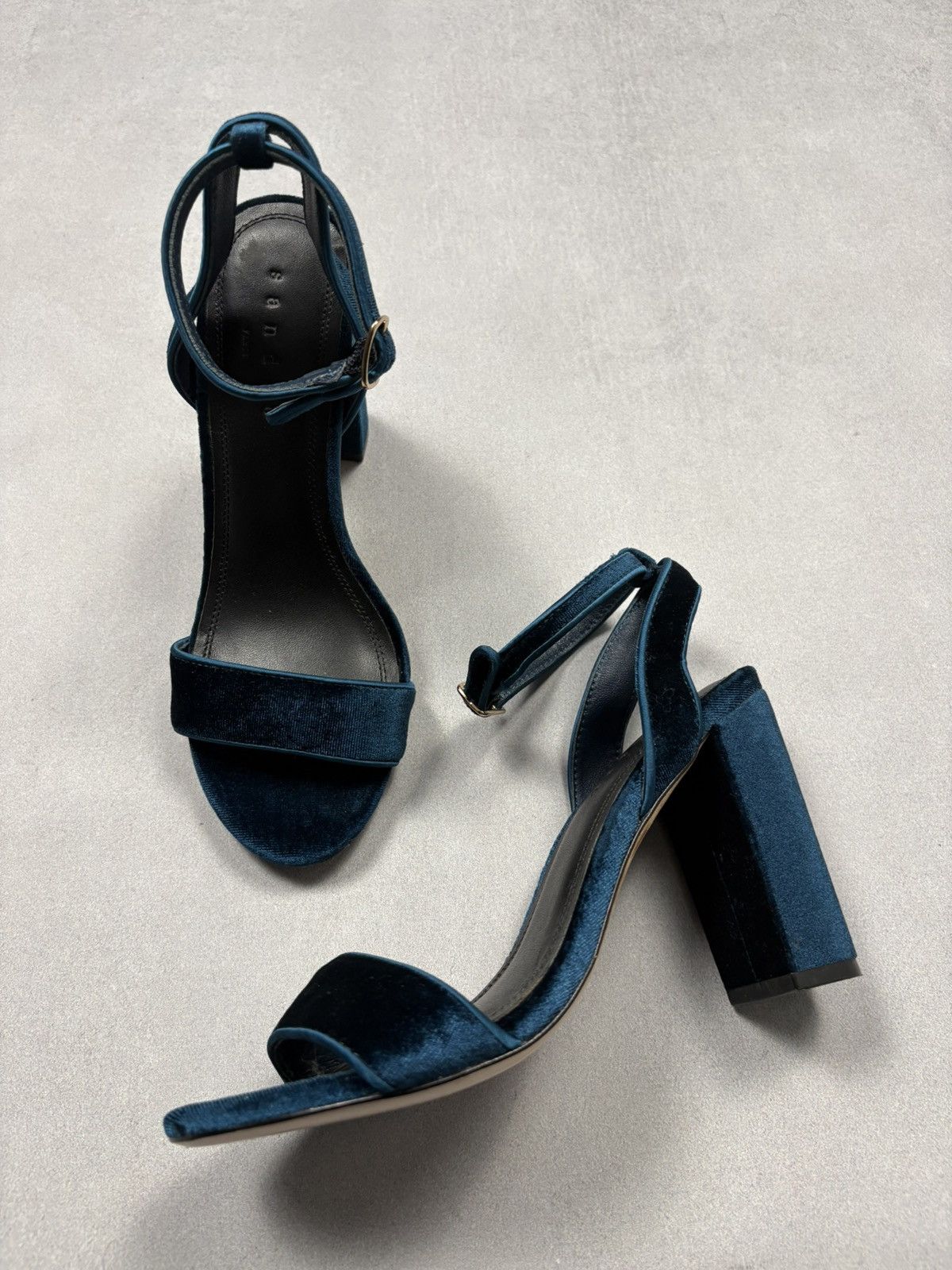 Sandro Sandro Velvet Block Heel Sandals Blue Ankle Strap EU36 Paris Size US 6 / IT 36 - 3 Thumbnail