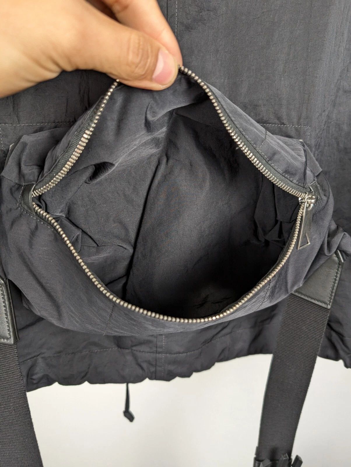 Bottega Veneta o1rshd1 Nylon Tech Blouson in Black Size US L / EU 52-54 / 3 - 17 Thumbnail