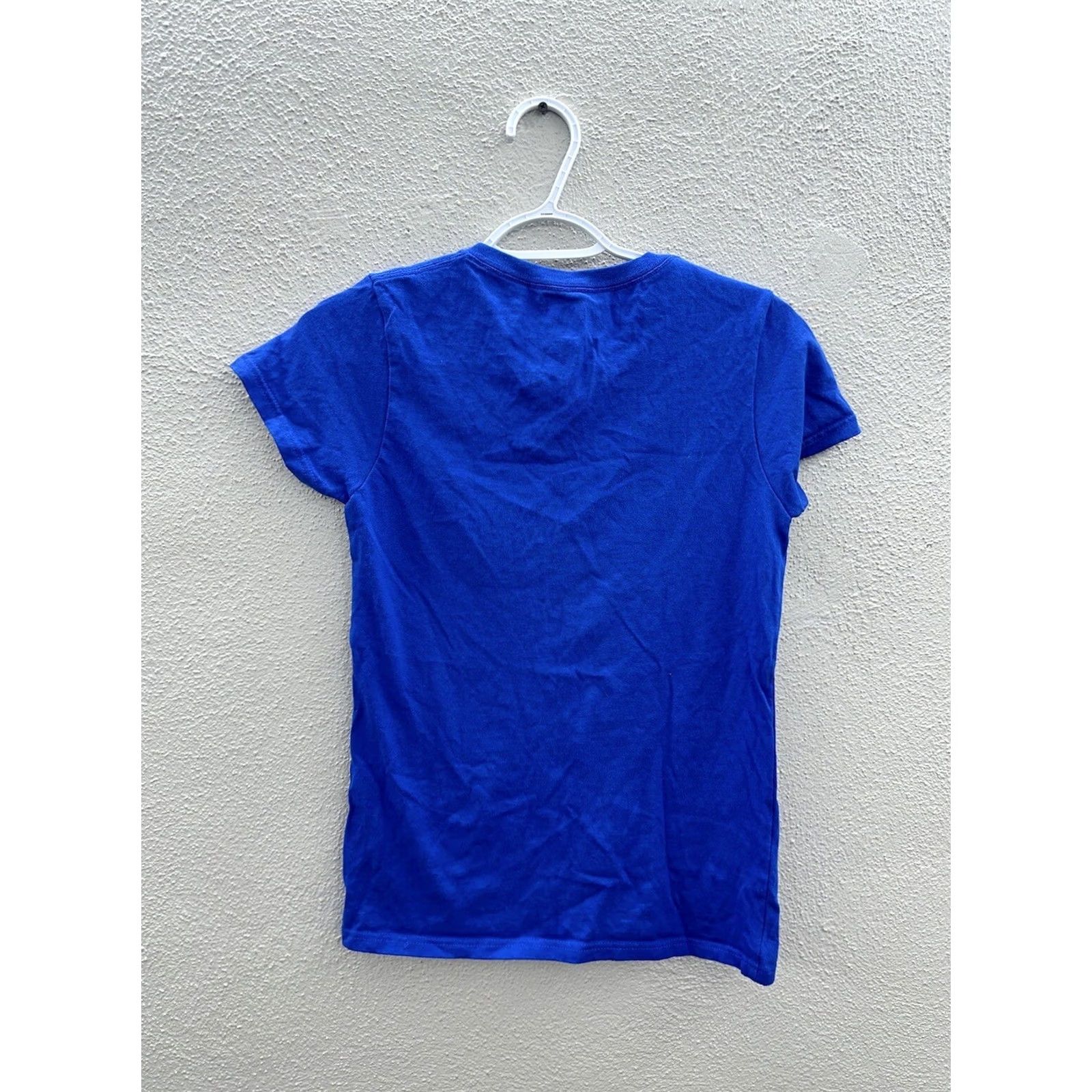 Gildan Womens Gildan Shirt Blue Short Sleeve V-Neck Size Small Ladies Shirt Regular Fit Casual Top USA Theme Womens Size S / US 4 / IT 40 - 5 Thumbnail